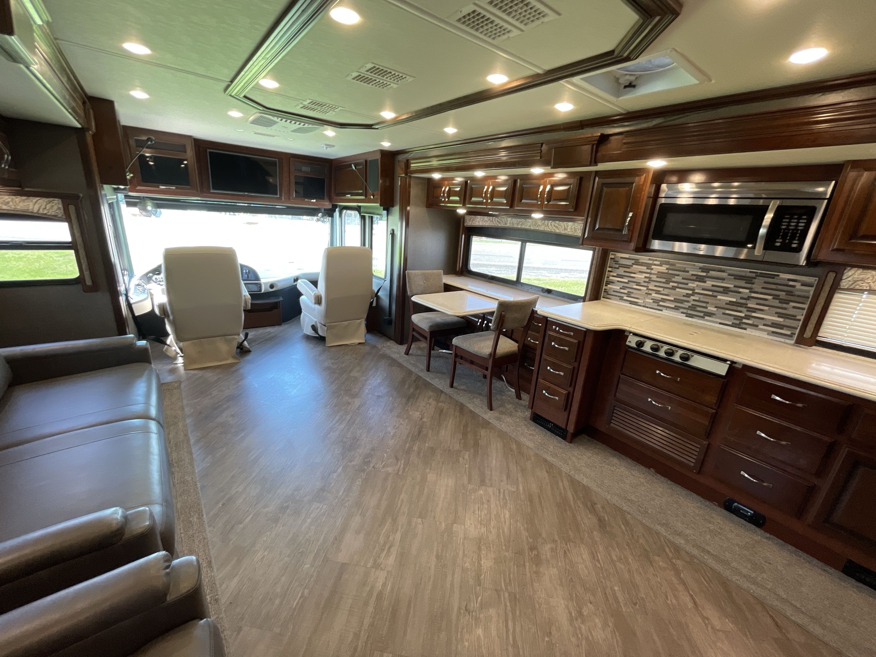 2018 Fleetwood PACE ARROW LXE 38F in tyler TX