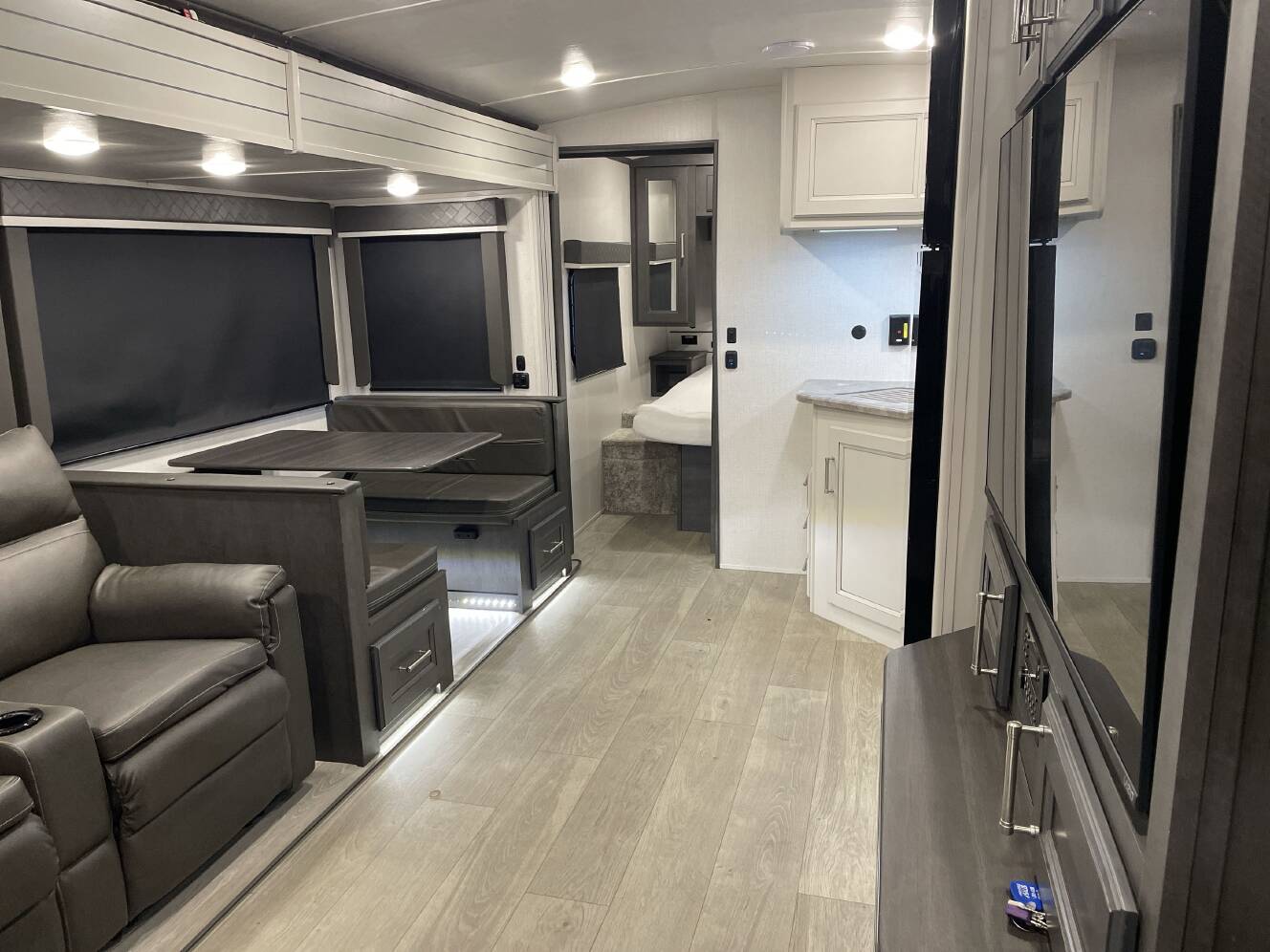 A photo of this 2024 Keystone COUGAR 26RBSWE