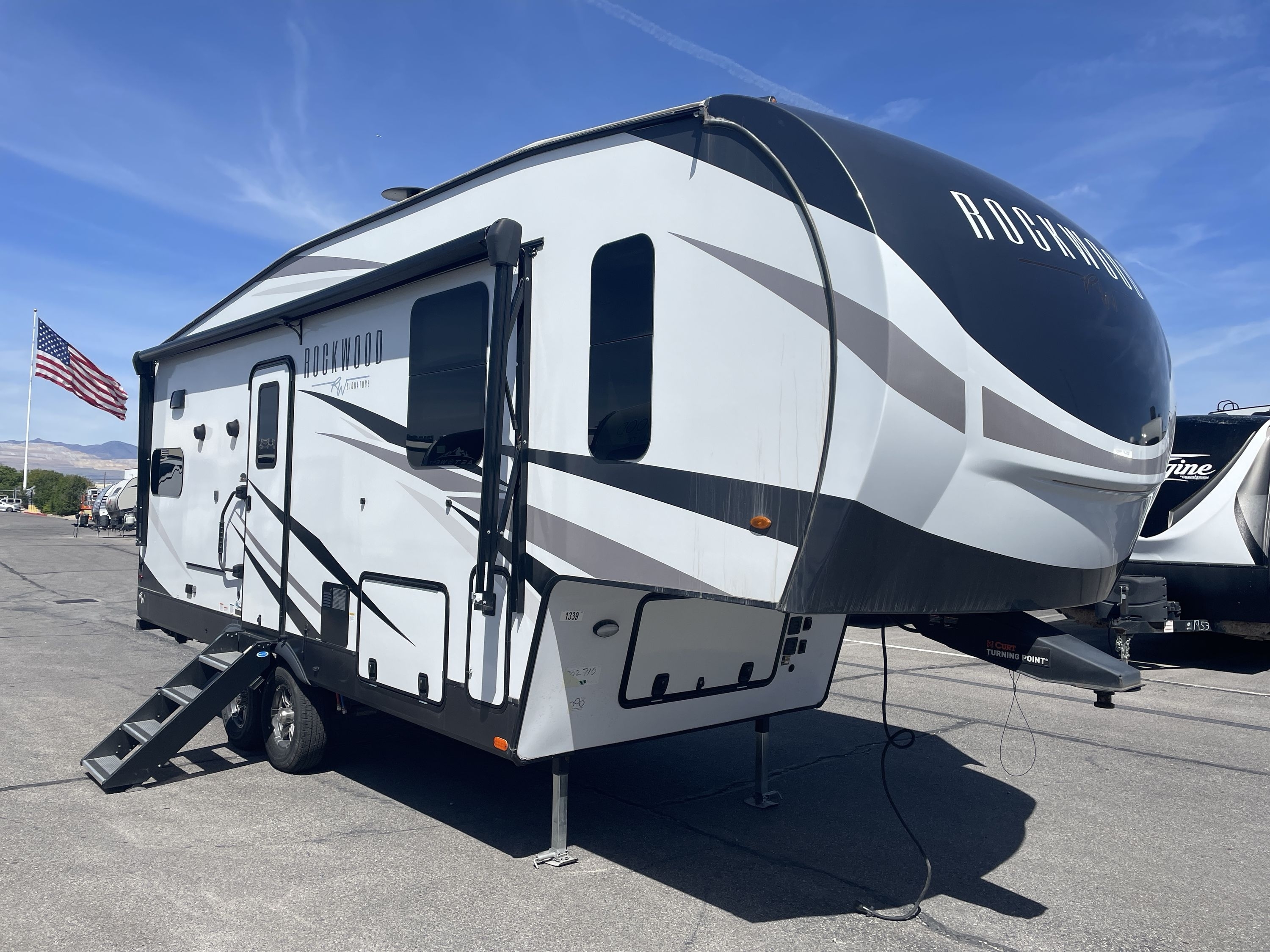 FOREST RIVER ROCKWOOD ULTRA LITE Fifth Wheels for sale - RVT