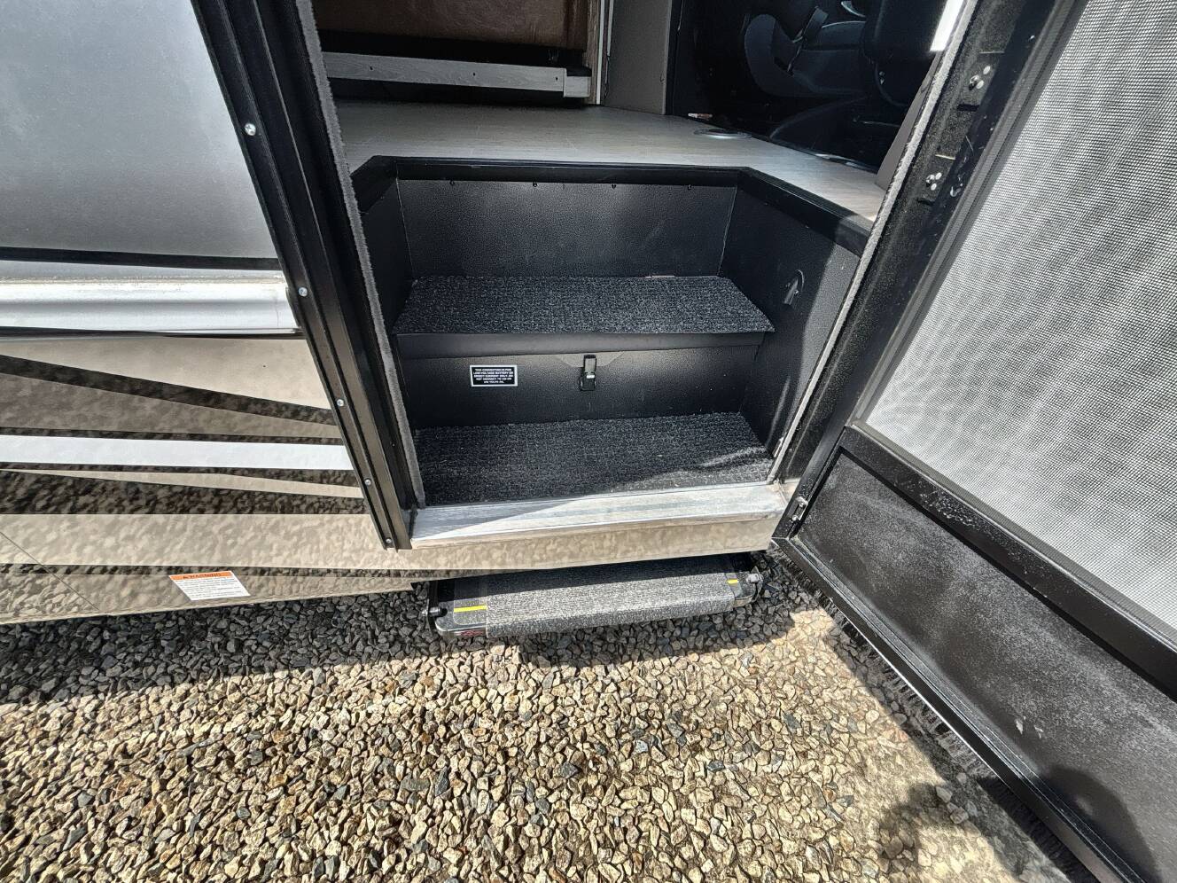 A photo of this 2021 Jayco MELBOURNE PRESTIGE 24TP