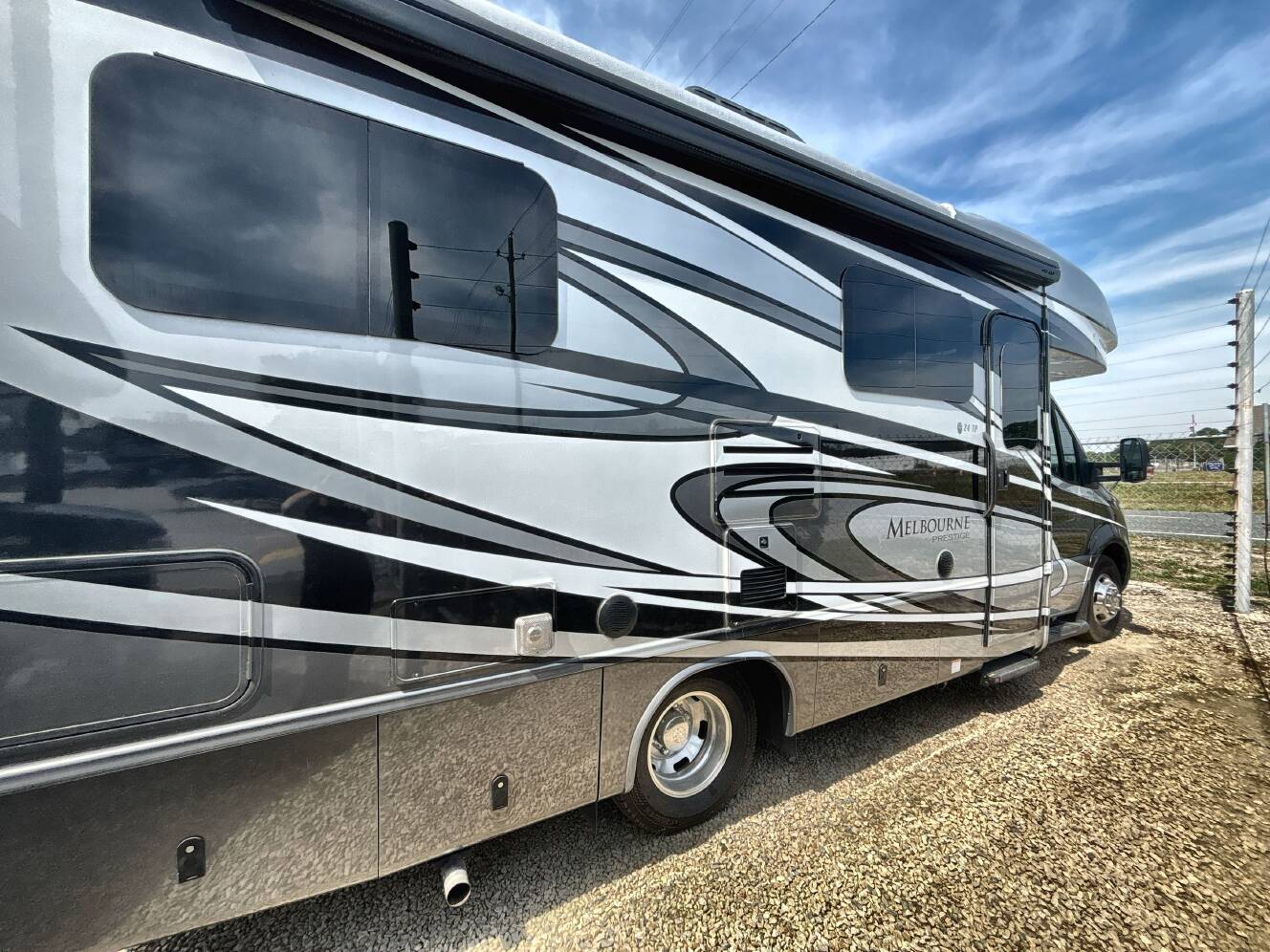 A photo of this 2021 Jayco MELBOURNE PRESTIGE 24TP