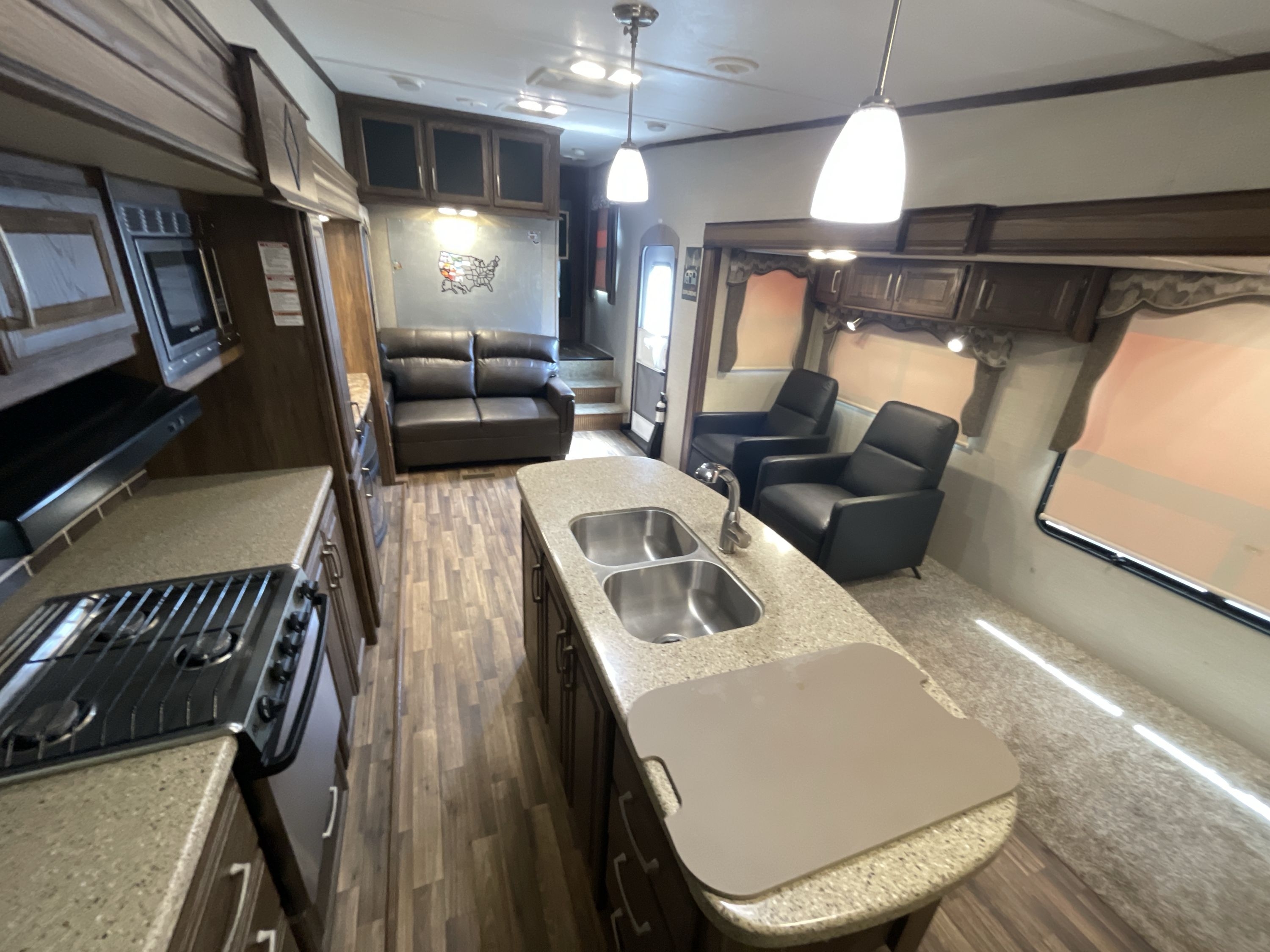 2016 Keystone COUGAR 341RKI in menifee CA