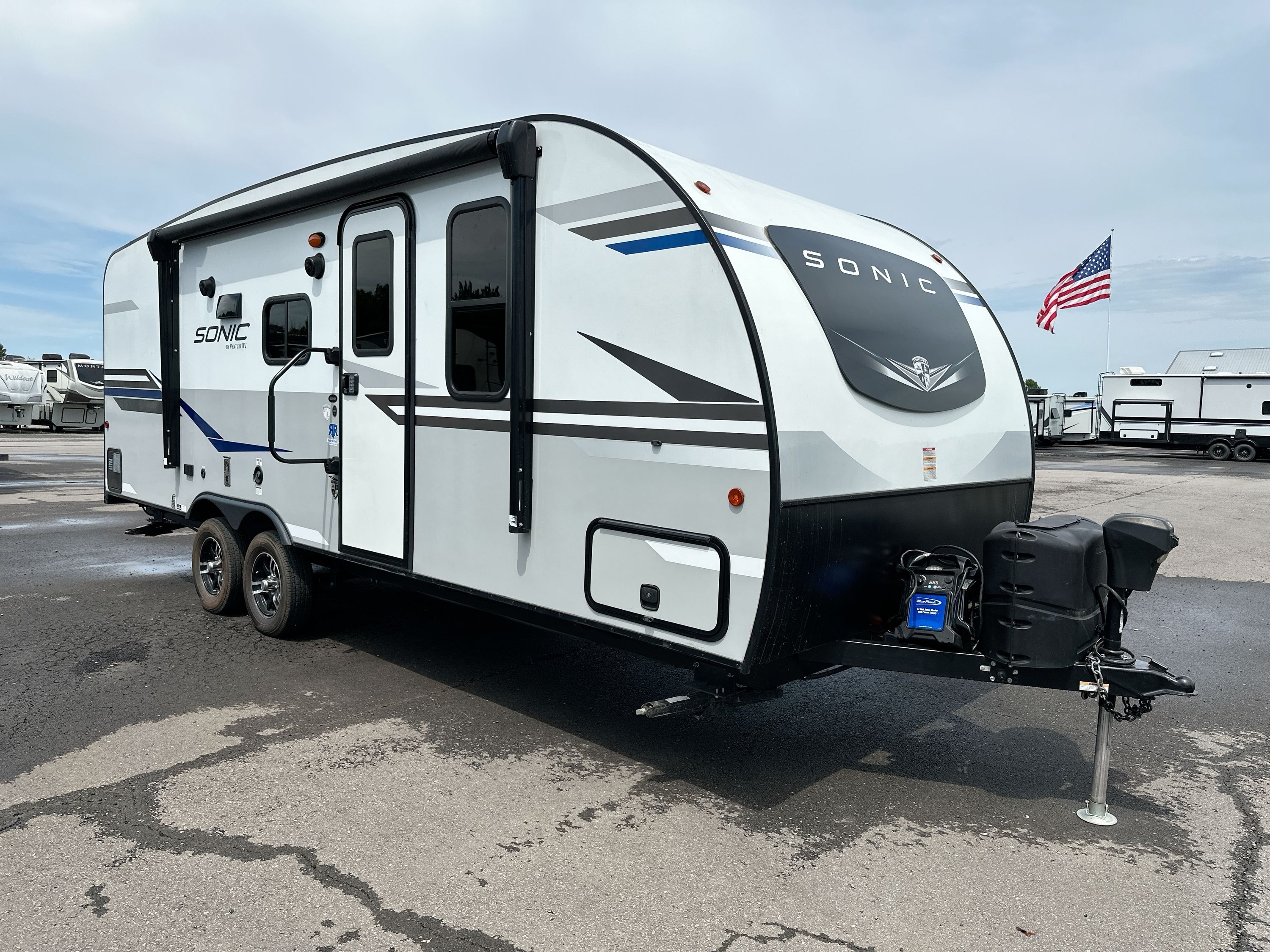 2022 Venture Rv SONIC 220VBH RV