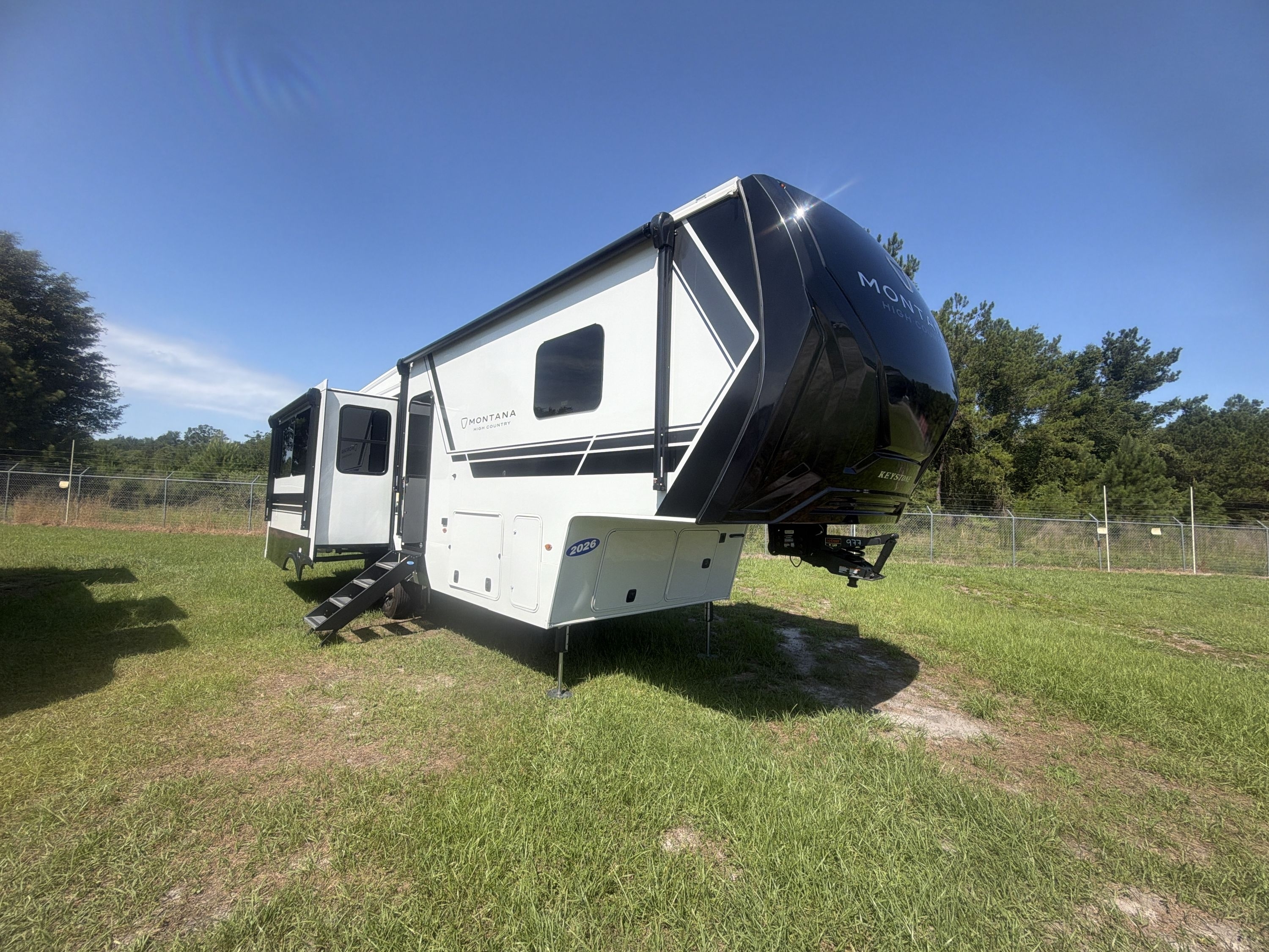 2026 Keystone MONTANA HIGH COUNTRY 290RL in lake city FL