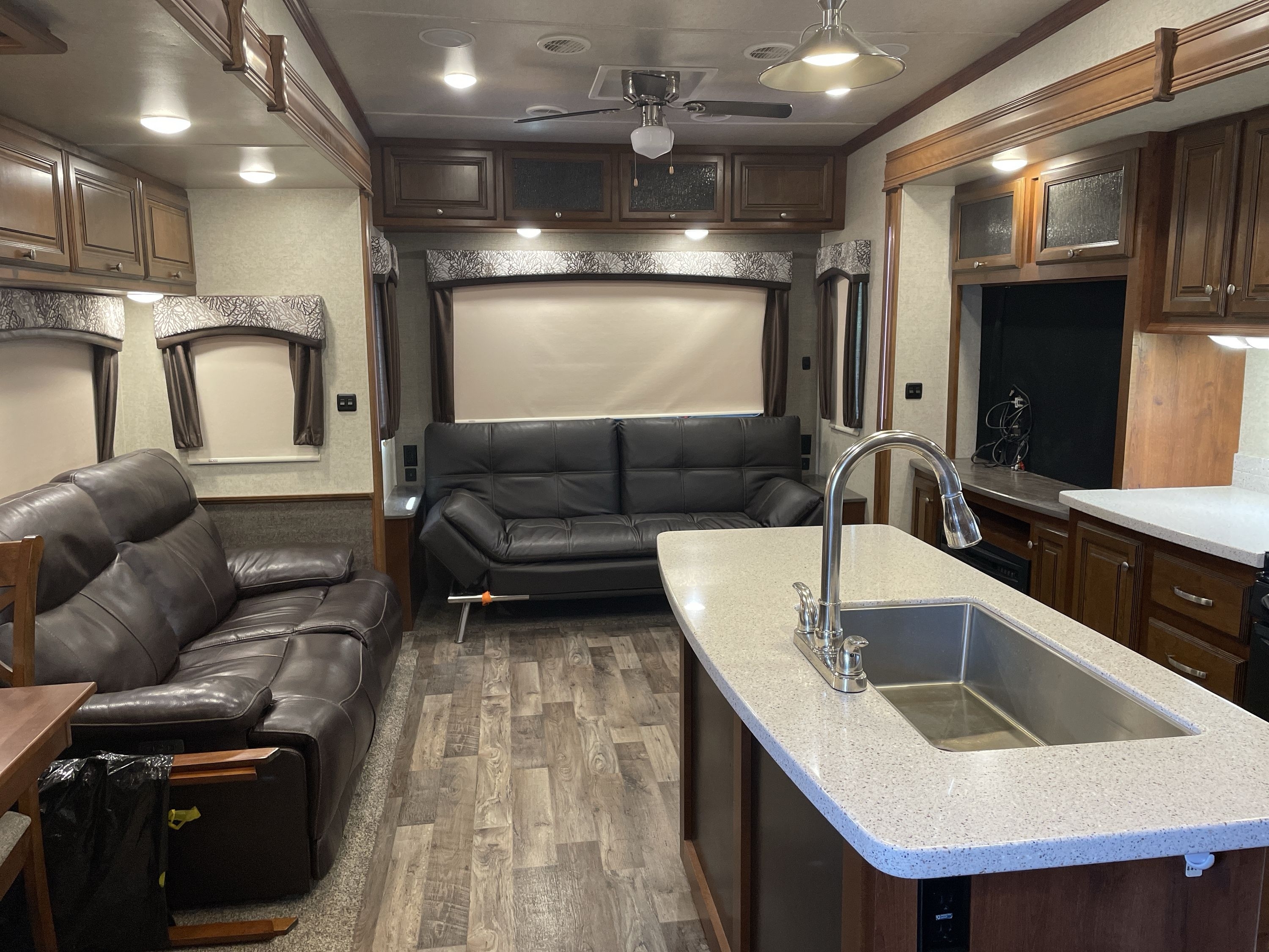 2018 Heartland BIGHORN TRAVELER 32RS in anderson CA