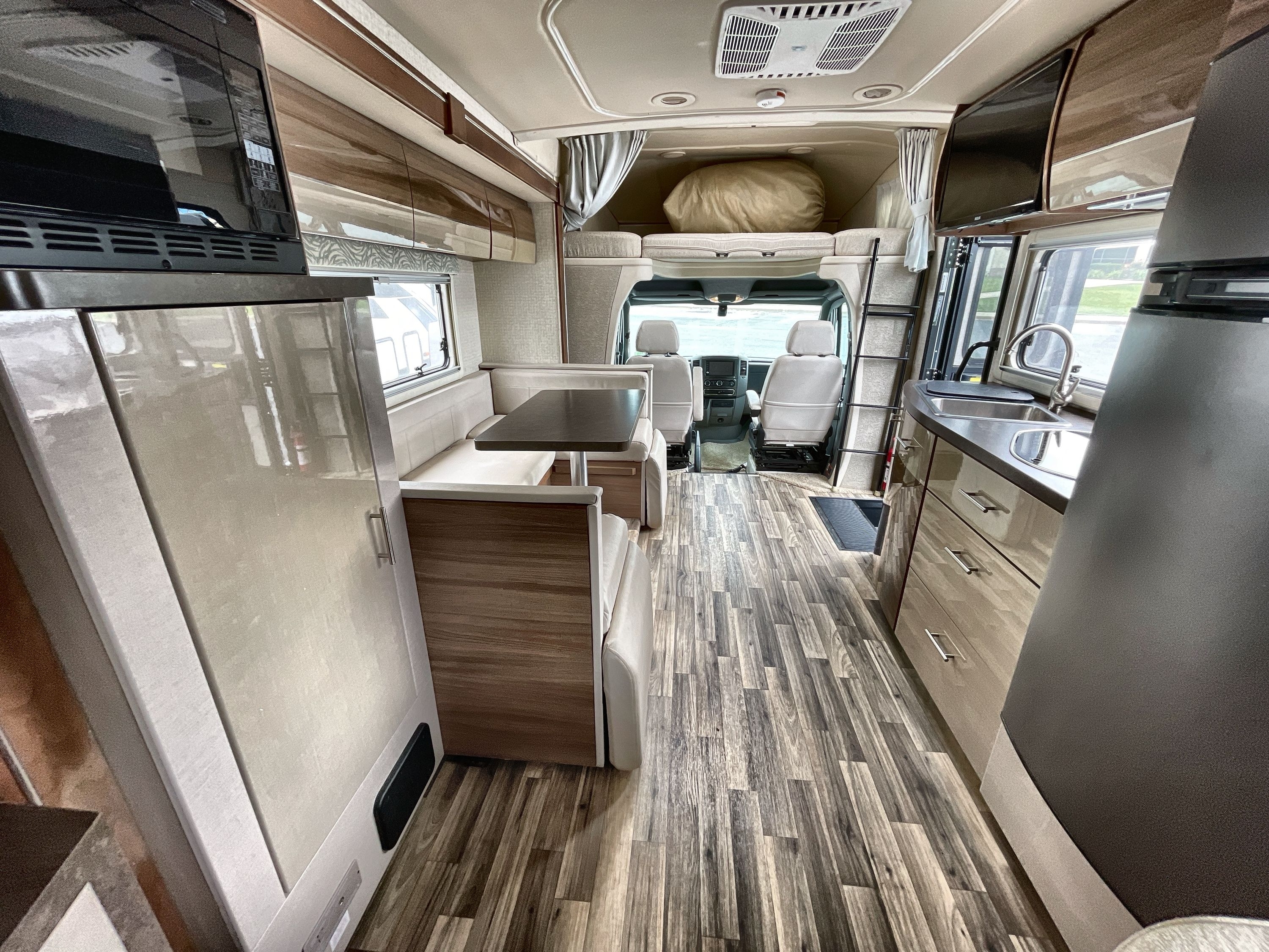2018 Winnebago NAVION 24J in hendersonville NC