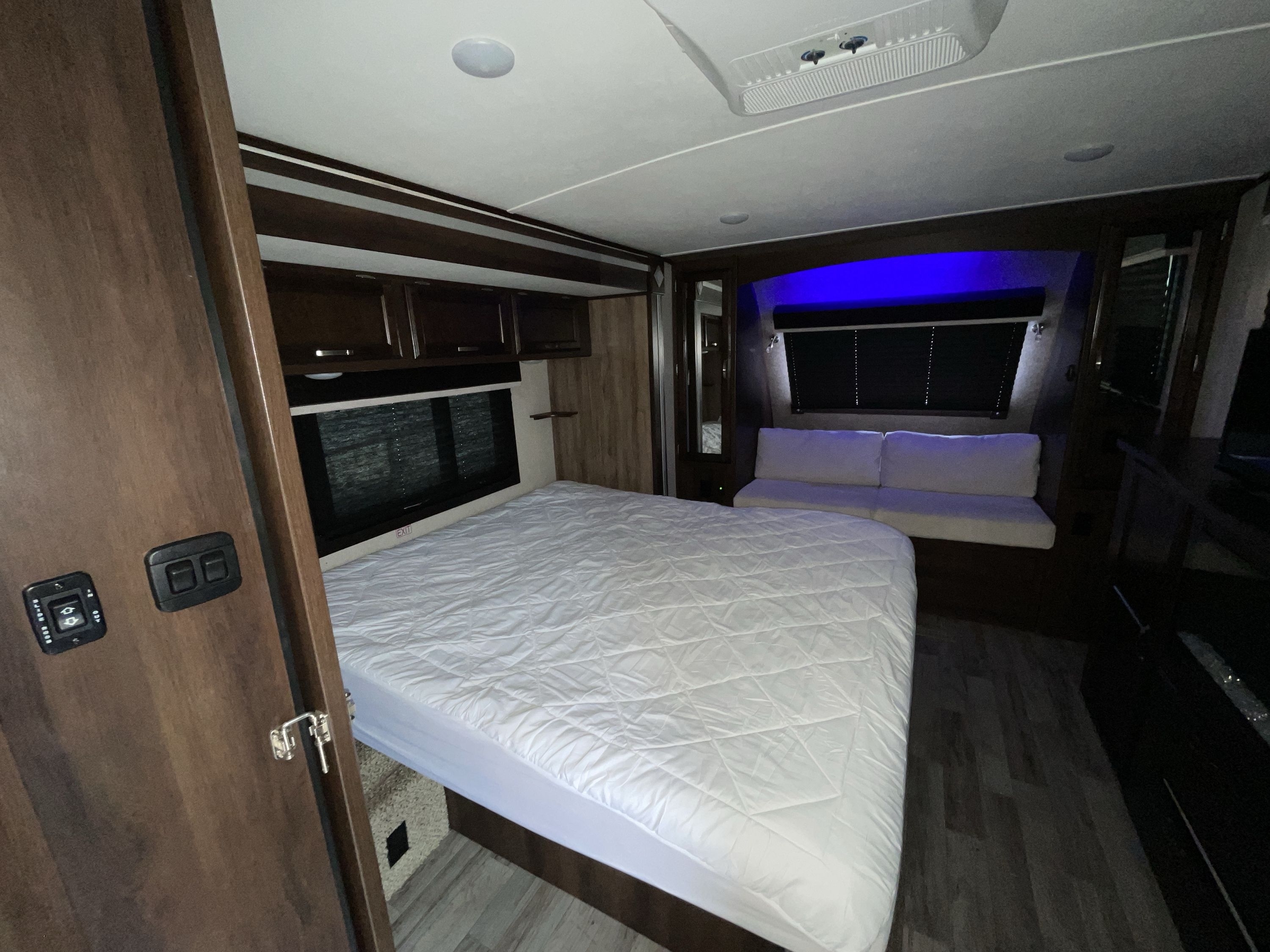 2020 Jayco WHITE HAWK 32KBS in buford GA