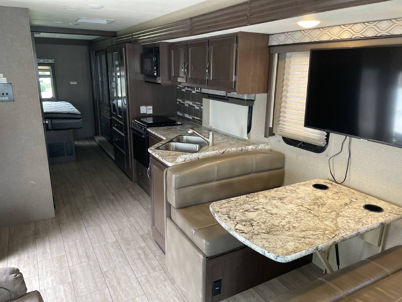 A photo of this 2019 Thor FREEDOM TRAVELER A30