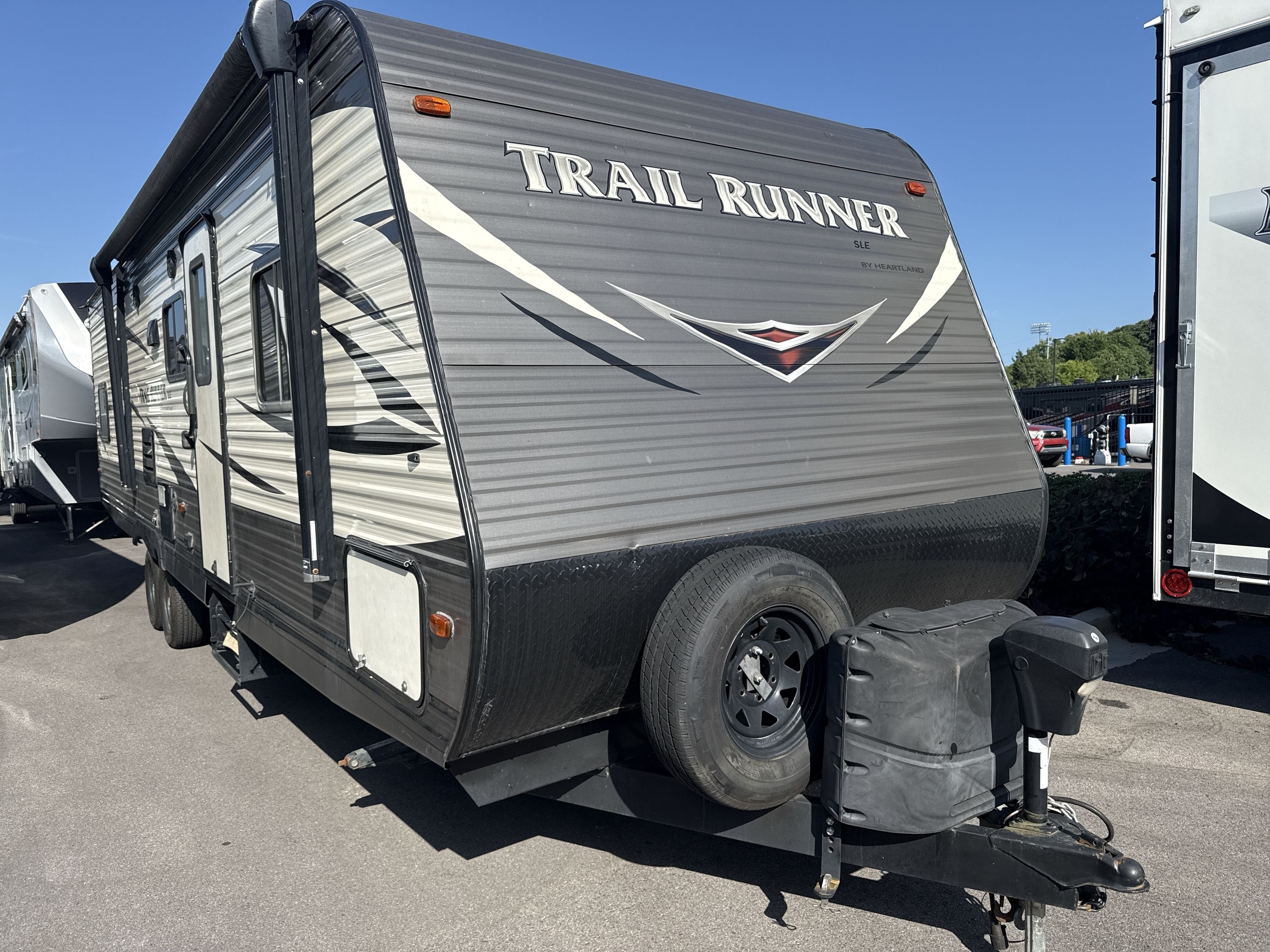 2018 Heartland TRAIL RUNNER SLE302 RV