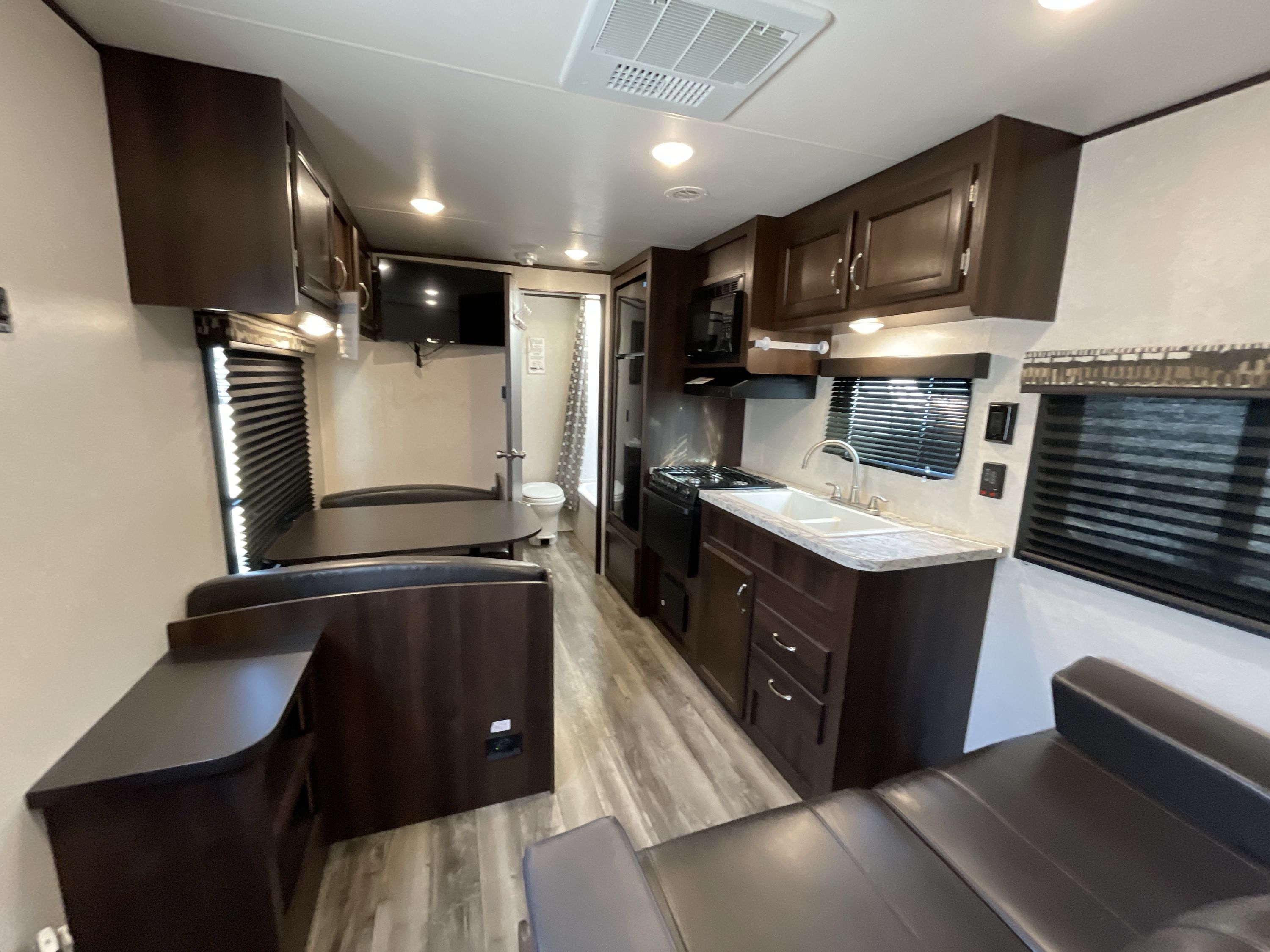 2018 Jayco JAY FLIGHT SLX 232RB in grain valley MO