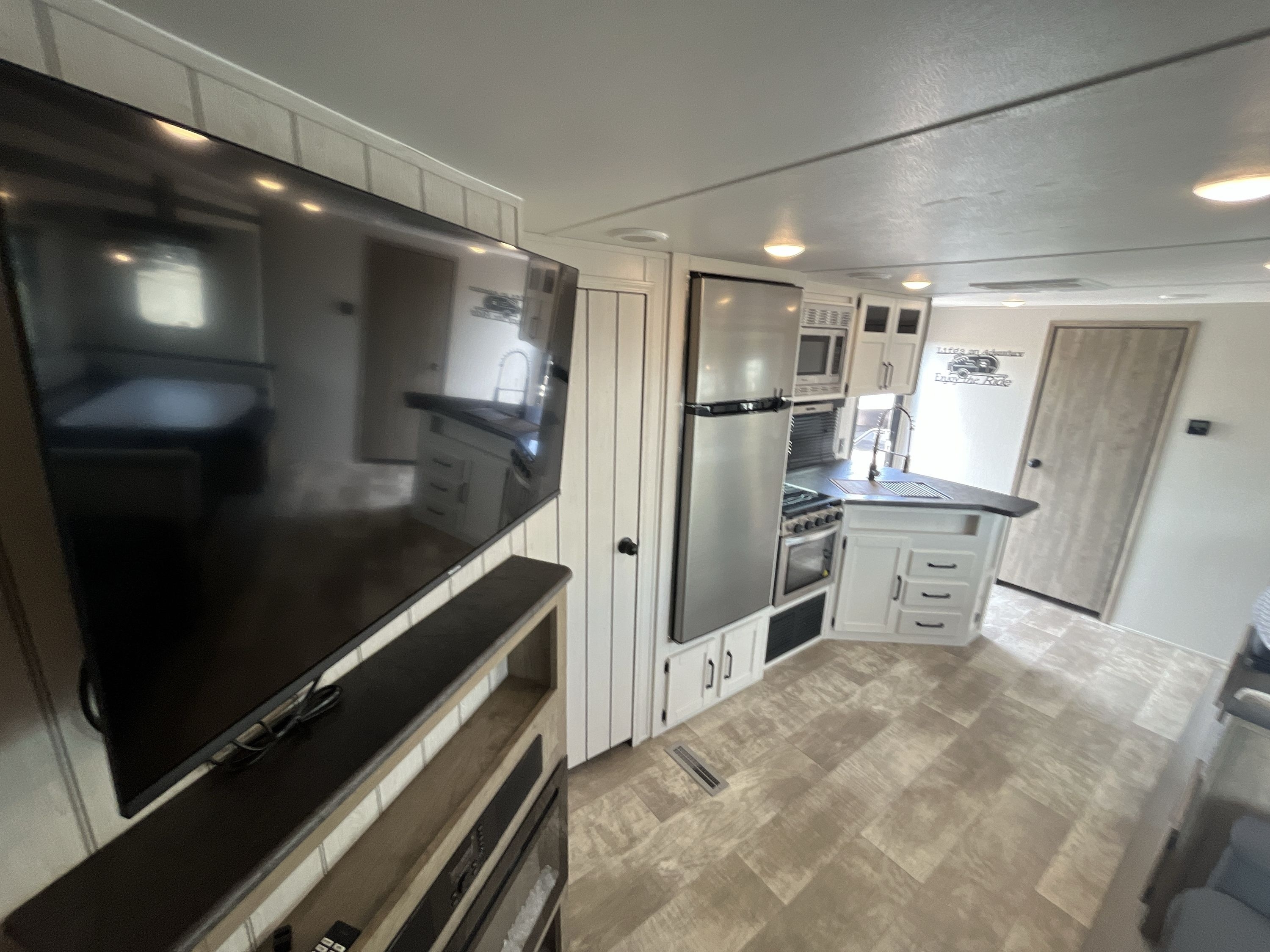 2024 Forest River PUMA 28BHSS in biloxi MS