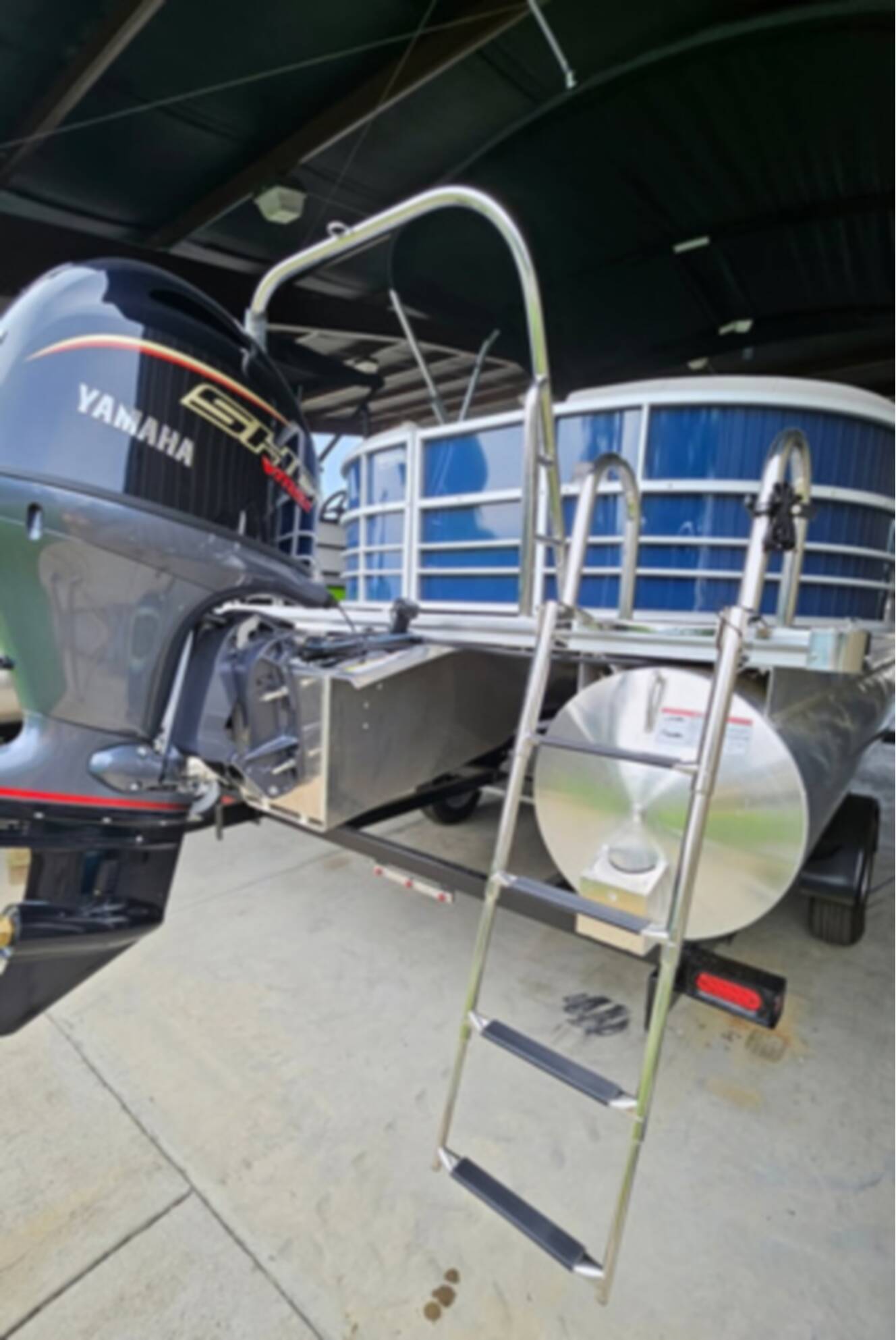 A photo of this 2026 Berkshire Pontoons 20RFX LE 25"