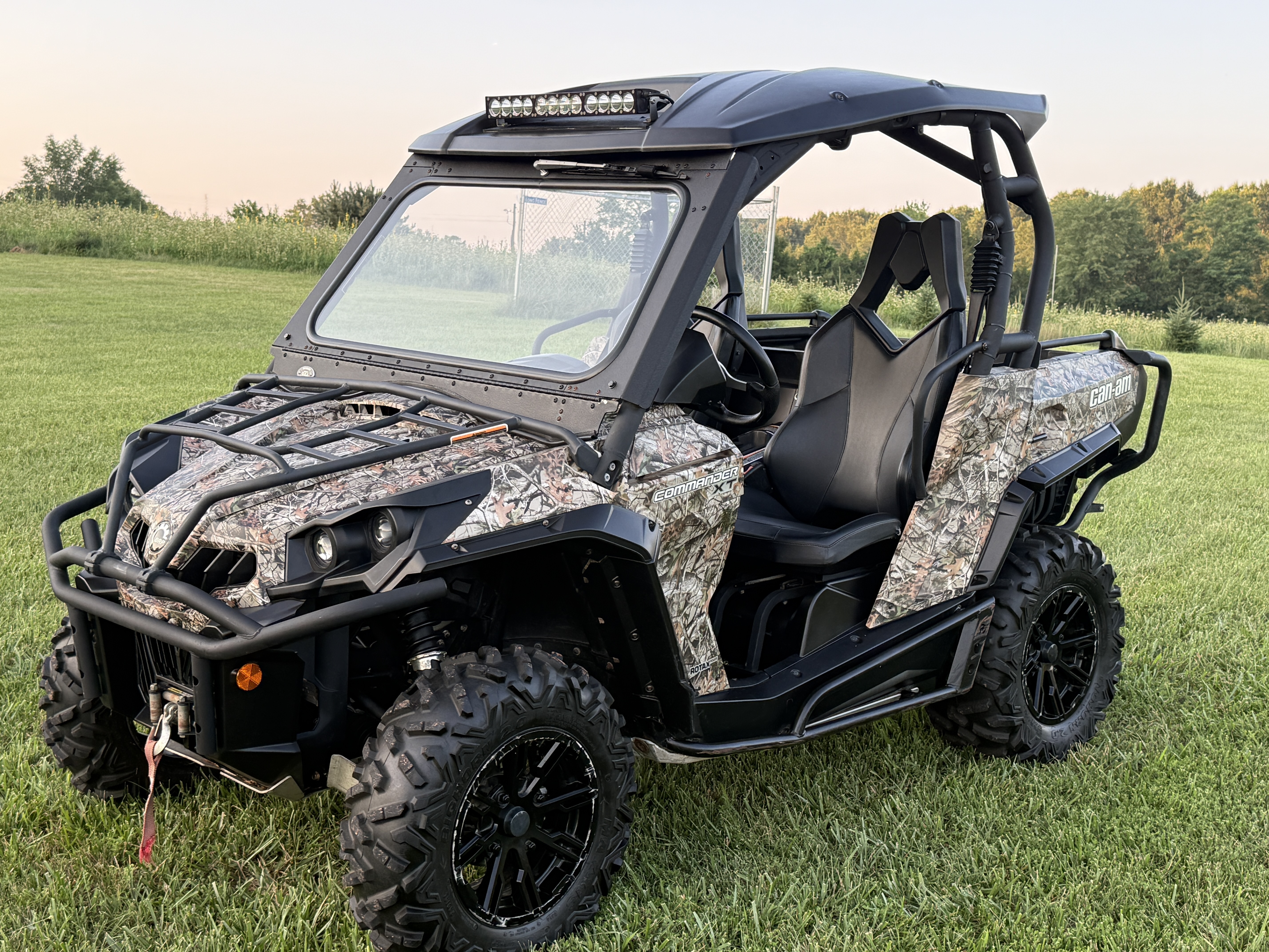 2014 Can-Am COMMANDER 1000 XT in nokesville VA