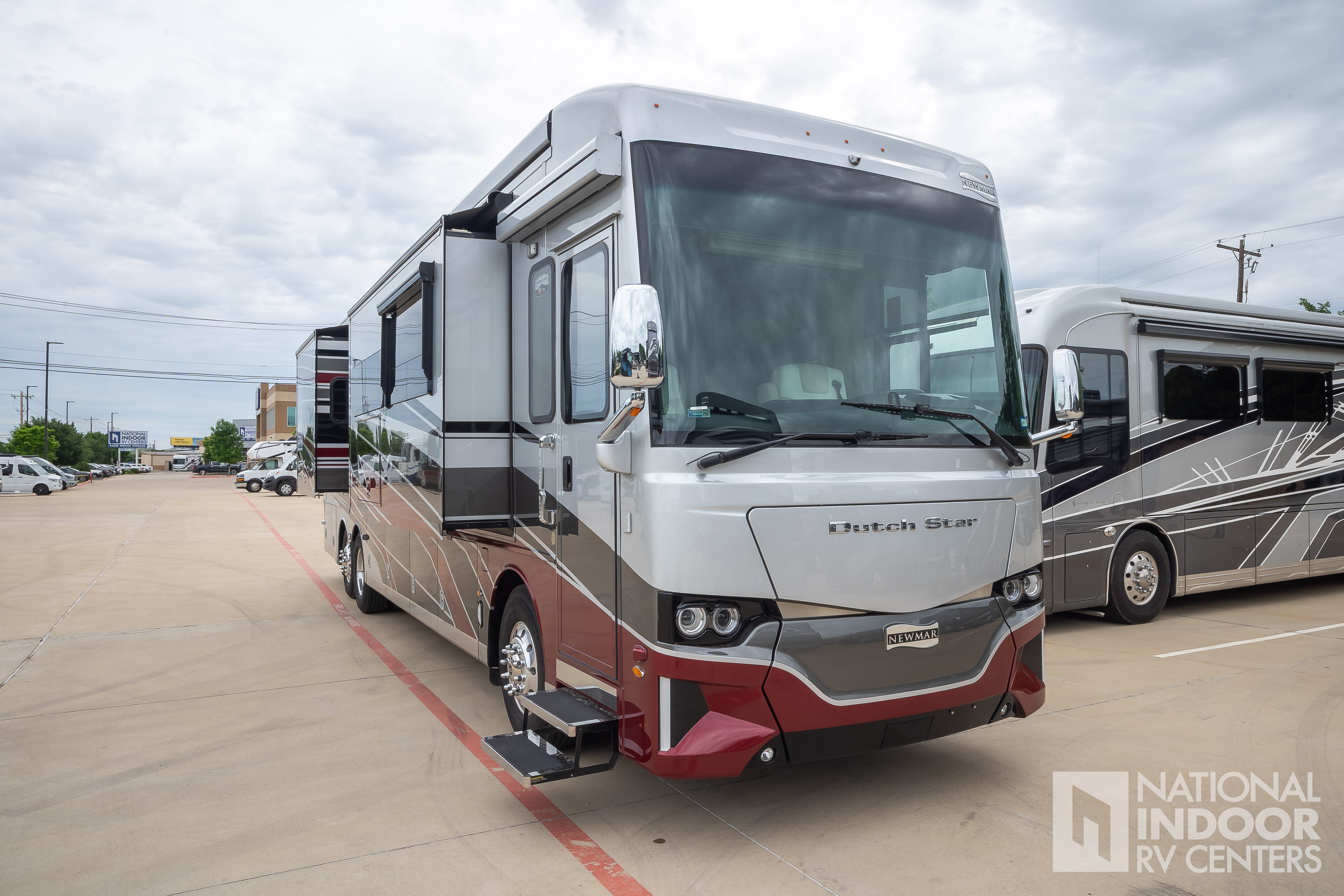 2025 Newmar Dutch Star 4081 RV