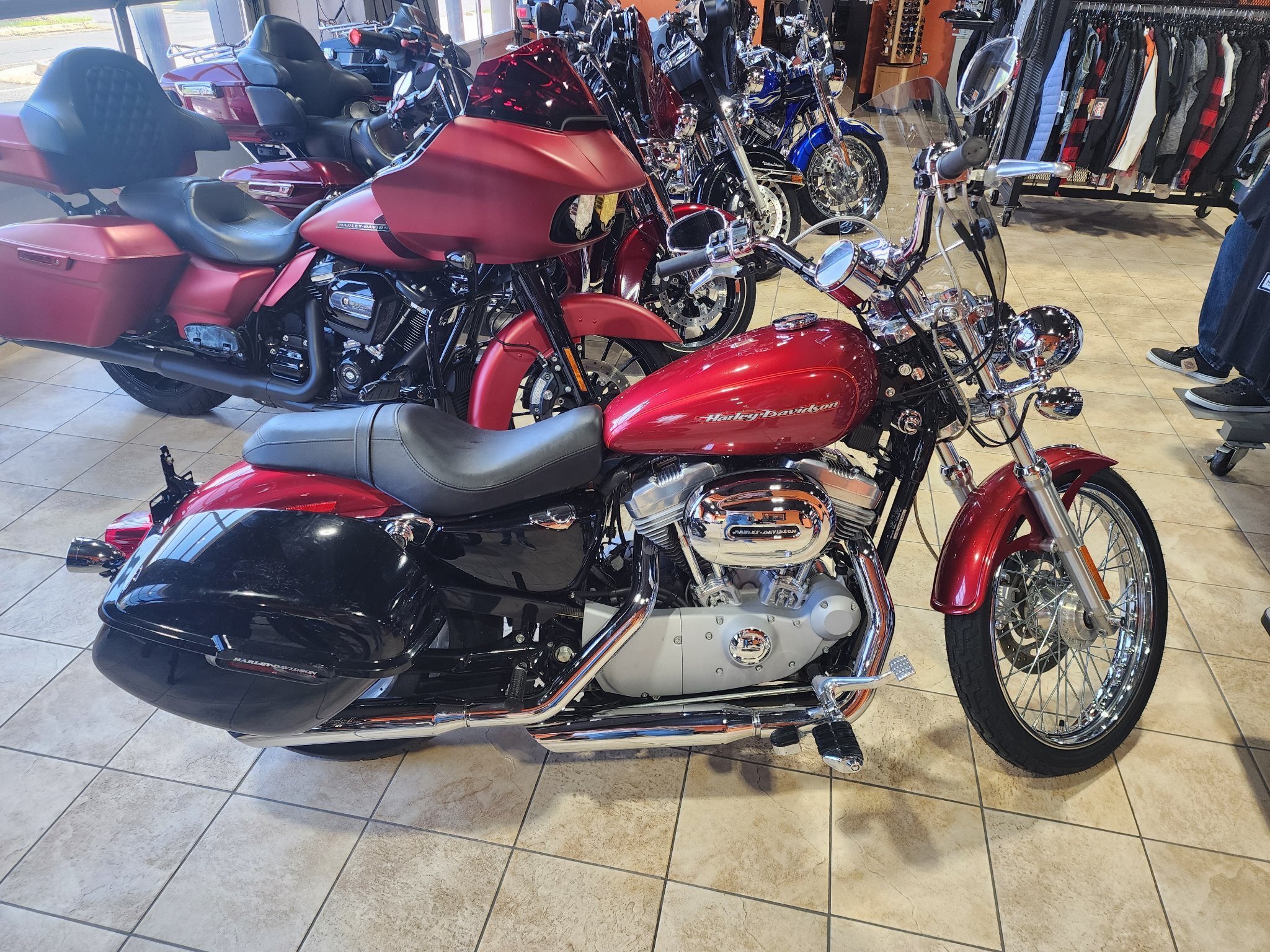 2004 Harley-Davidson Sportster® XL 883 Custom CUSTOM in Fredericksburg, VA