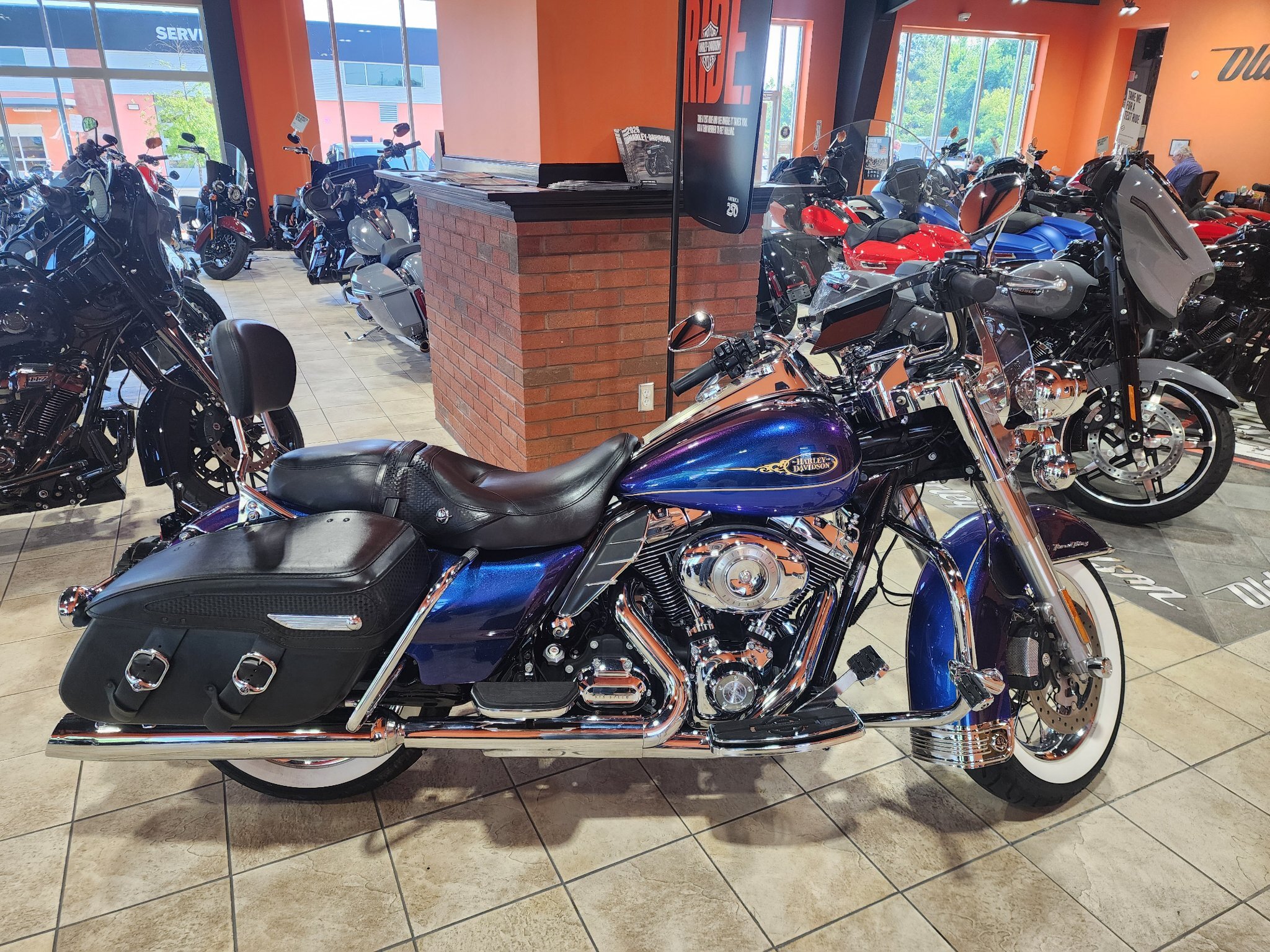 2009 Harley-Davidson Road King® Classic CLASSIC in Fredericksburg, VA