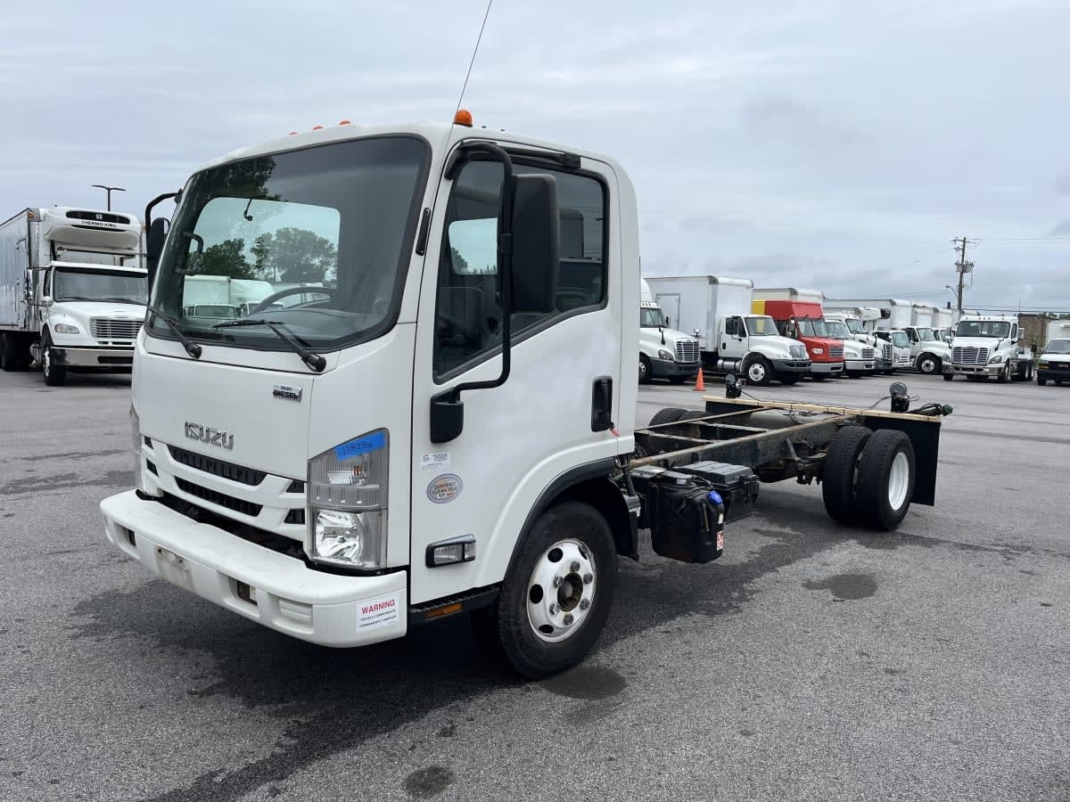 2019 ISUZU NPR HD in Laurel, MD