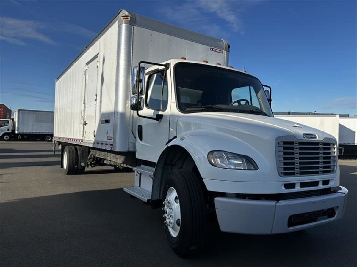 2020 FREIGHTLINER BUSINESS CLASS M2 106 in Tacoma, WA