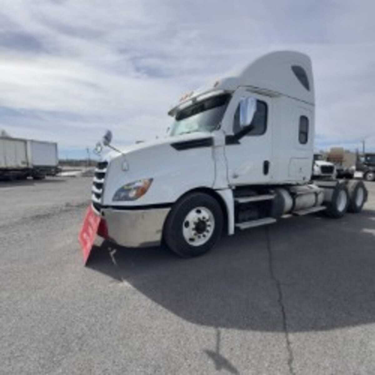 2020 FREIGHTLINER CASCADIA 126 in Hampton, VA