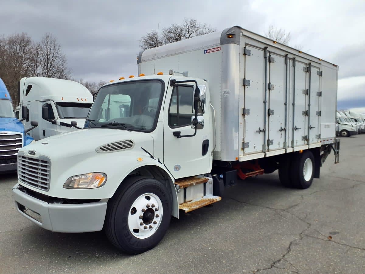 2019 FREIGHTLINER BUSINESS CLASS M2 106 in Springfield, MA