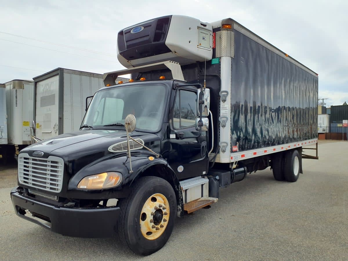 2018 FREIGHTLINER BUSINESS CLASS M2 106 in Springfield, MA