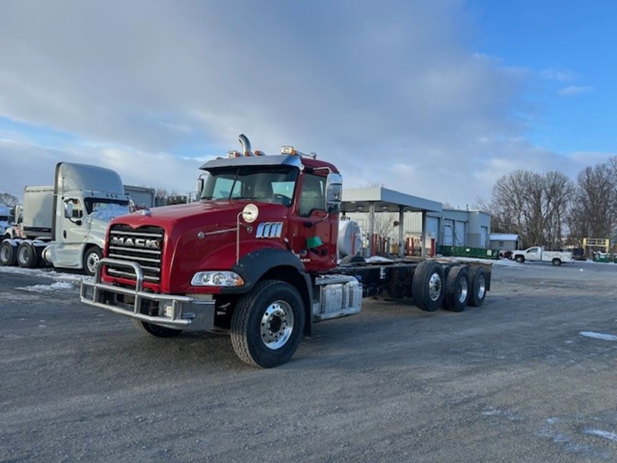 2017 MACK TRUCKS, INC. GU803 in Allentown, PA