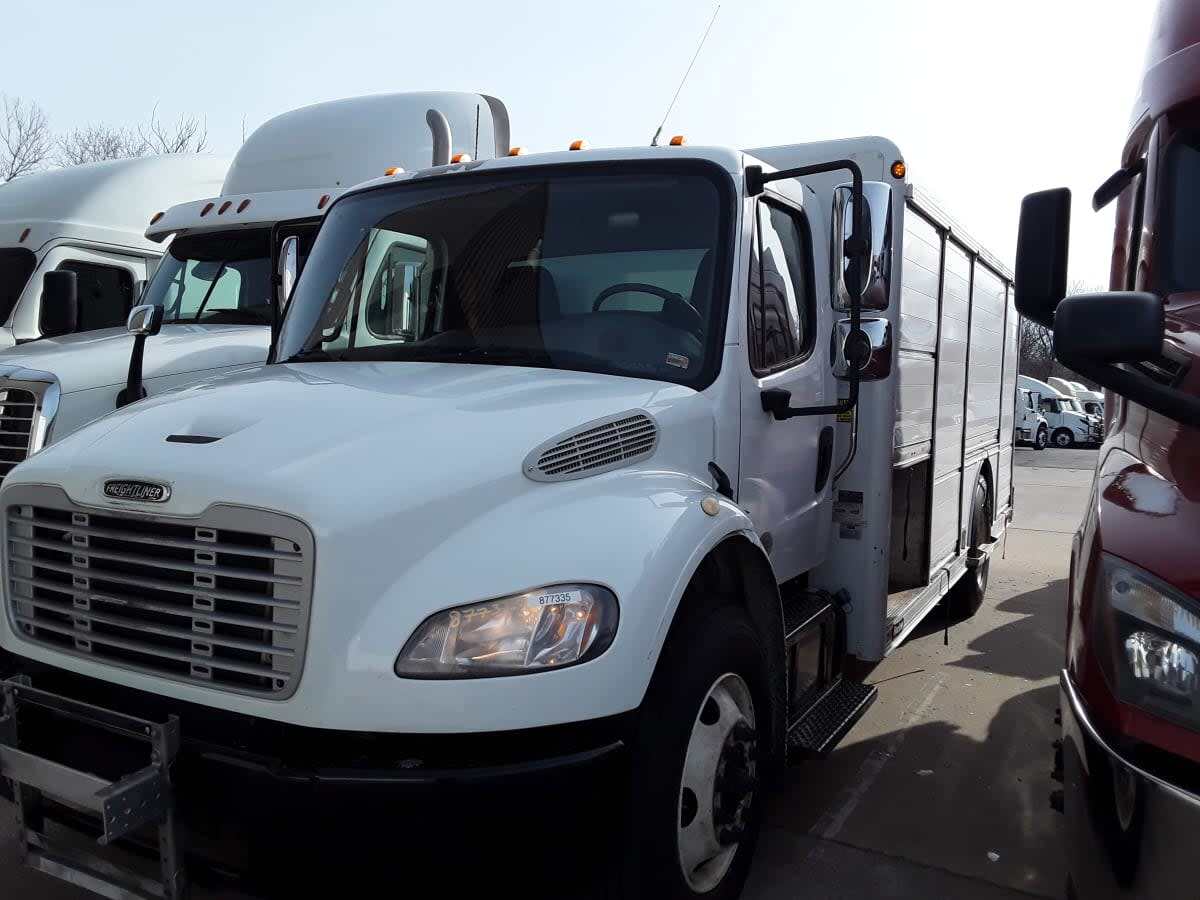 2019 FREIGHTLINER BUSINESS CLASS M2 106 in Kansas City, MO