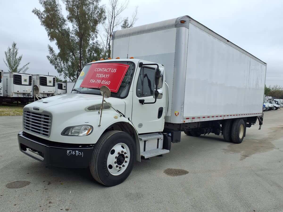 2019 FREIGHTLINER BUSINESS CLASS M2 106 in Fort Lauderdale, FL