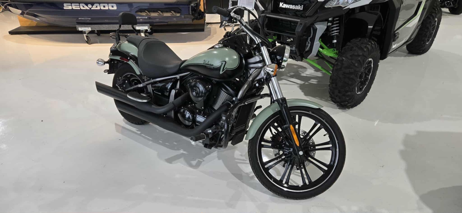 2023 Kawasaki Vulcan 900 Custom 900 CUSTOM in Mountain Home, AR