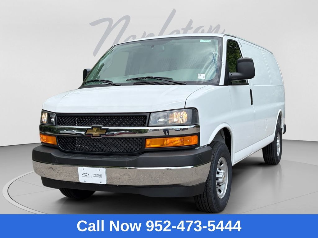 2026 CHEVROLET Express 2500 in Wayzata, MN