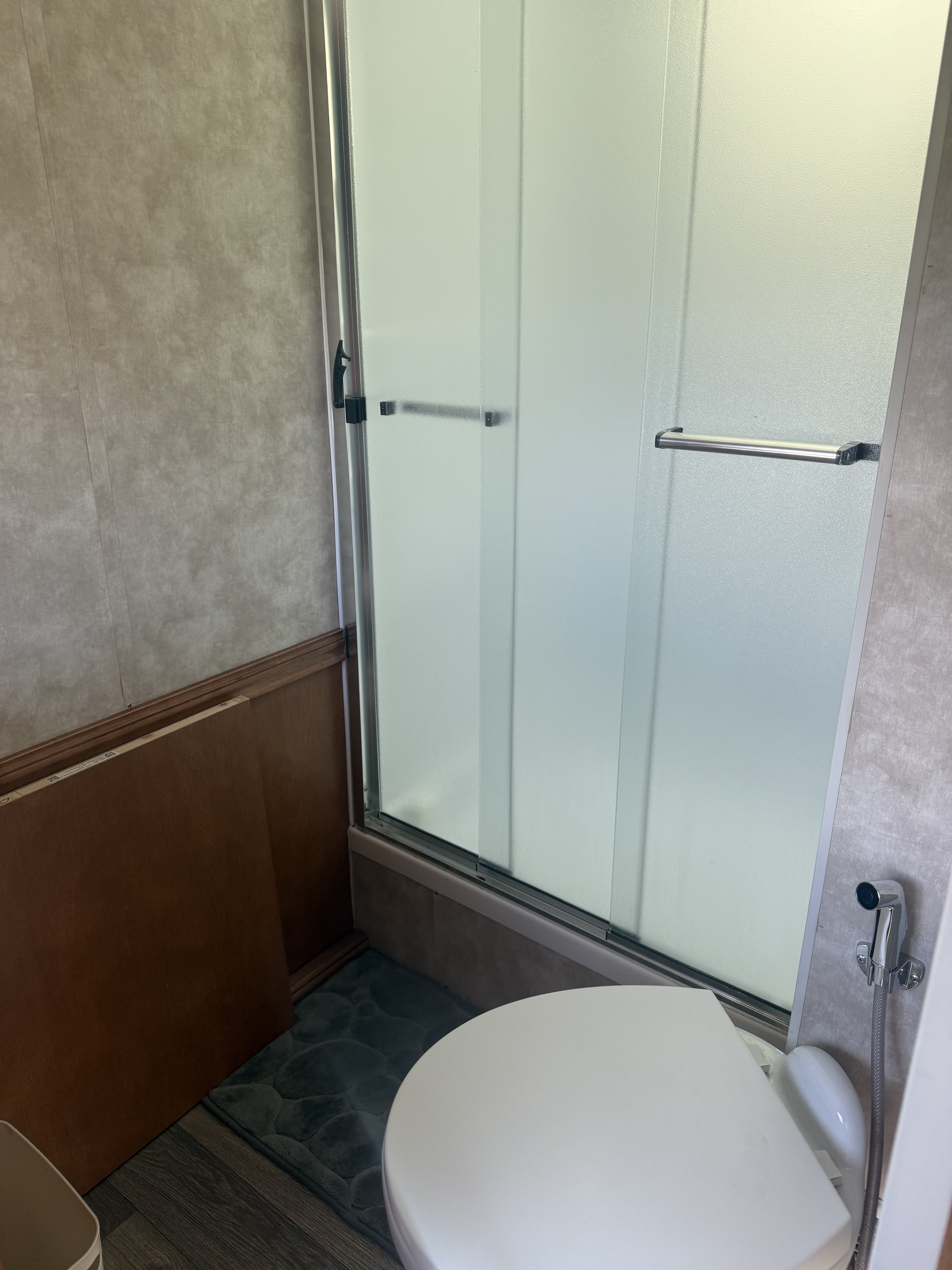 2019 Winnebago ADVENTURER 36Z in woodinville WA