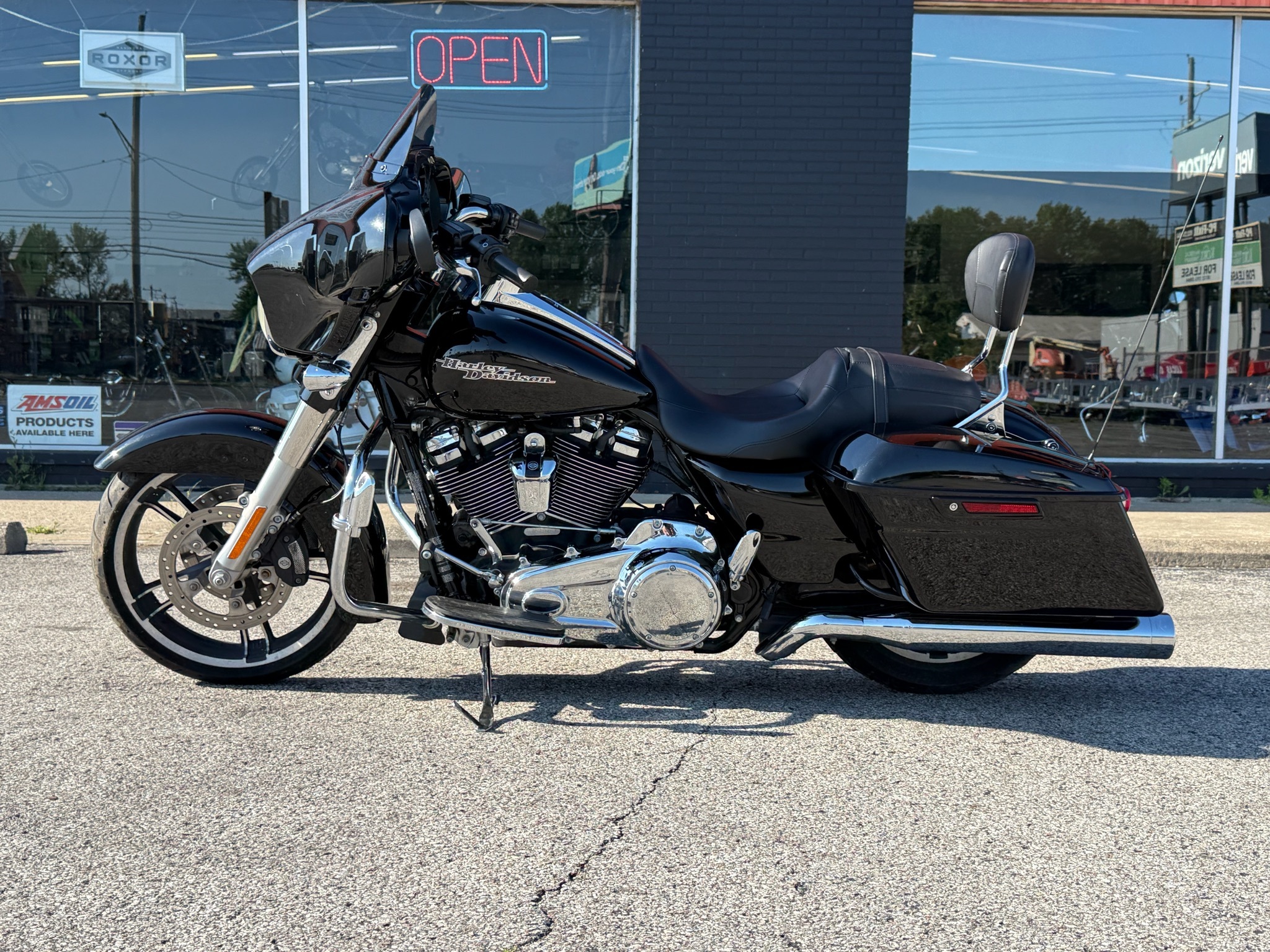 2017 Harley-Davidson Street Glide® Special SPECIAL in Madison, IN
