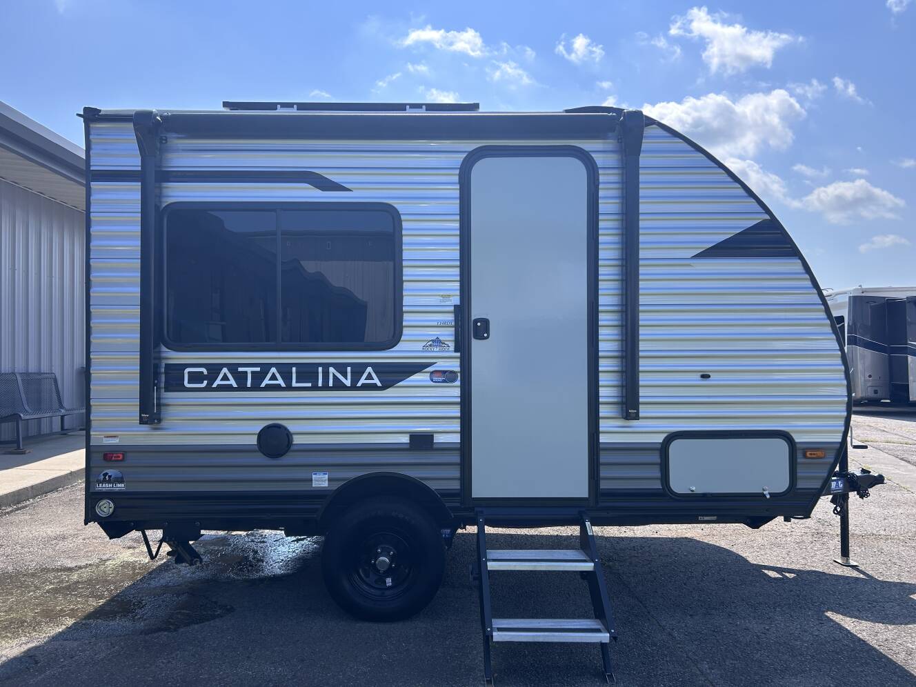 A photo of this 2025 Forest River CATALINA SUMMIT SERIES 7 134RDX