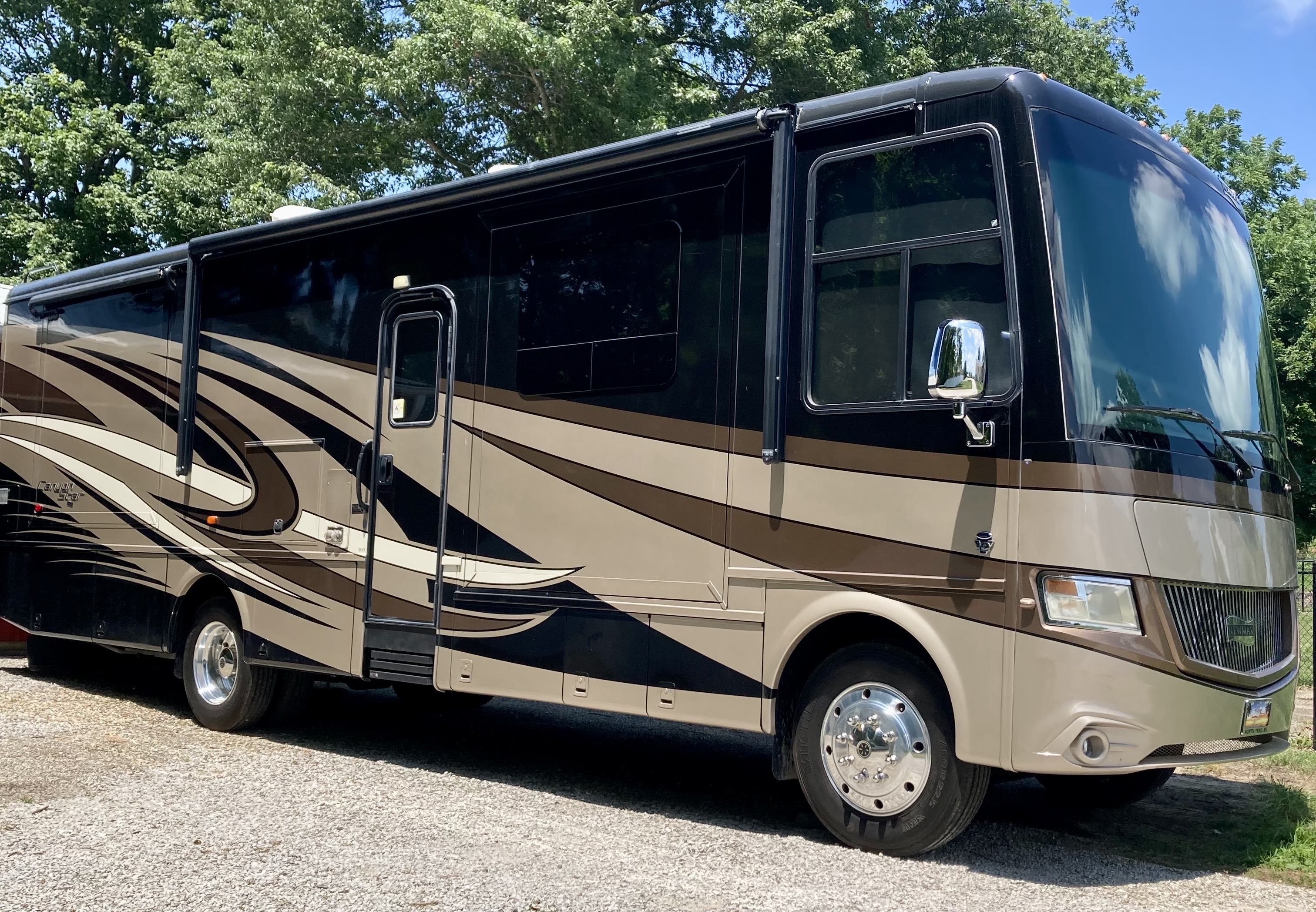 2017 Newmar CANYON STAR 3513 in greencastle IN