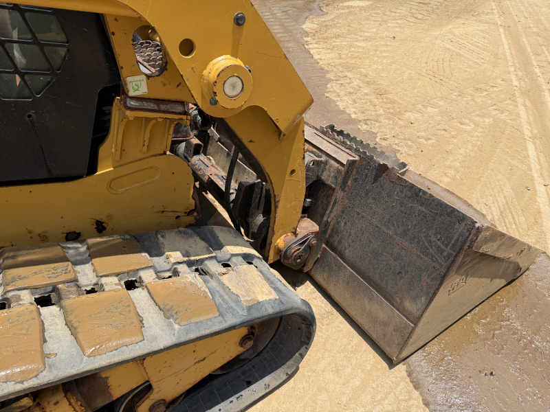 2021 CATERPILLAR 239D3