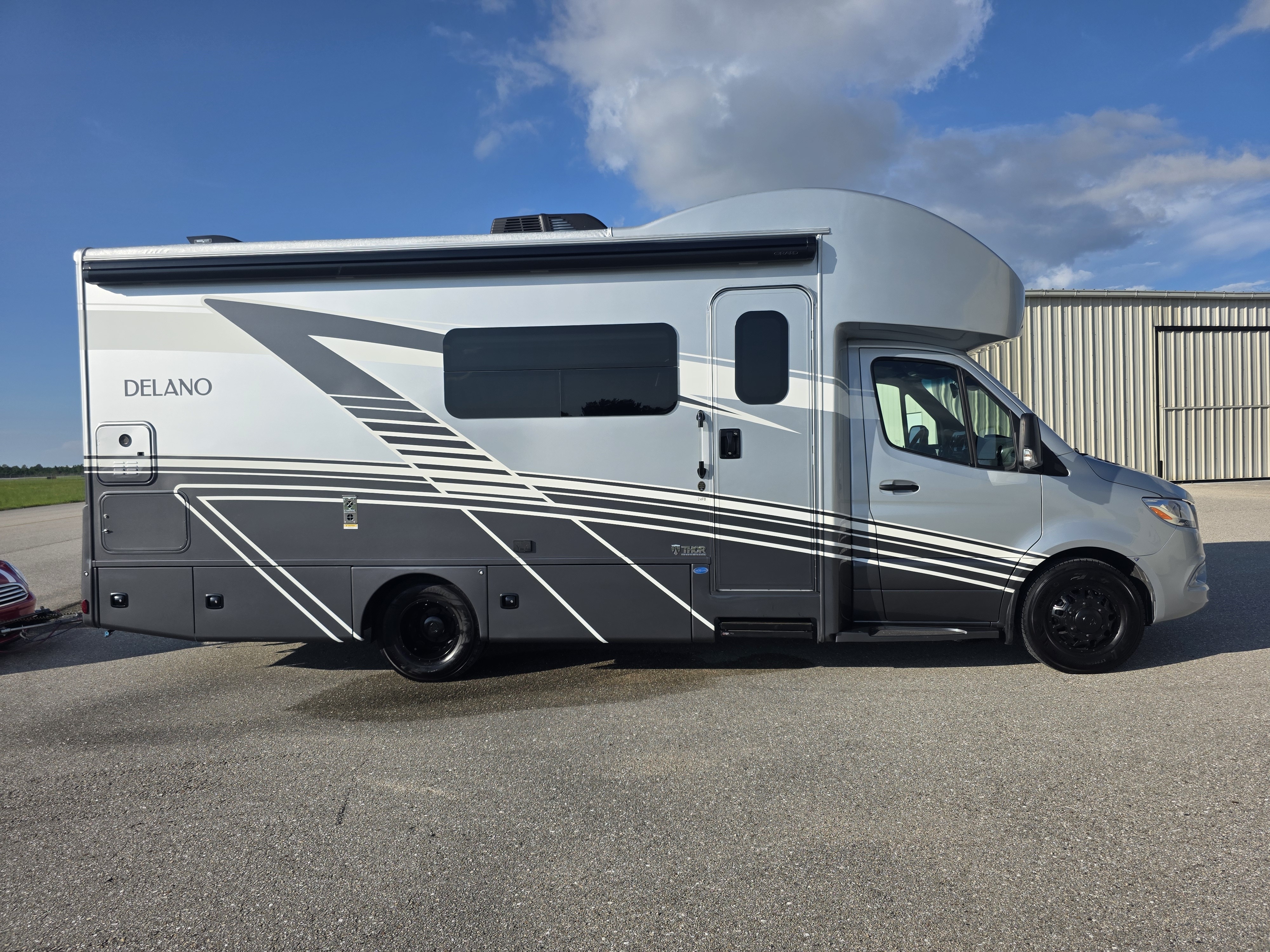 2025 Thor Motor Coach DELANO SPRINTER 24FB RV