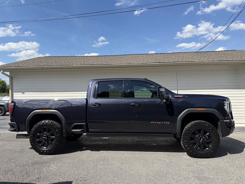 2024 GMC SIERRA in Nashville, TN
