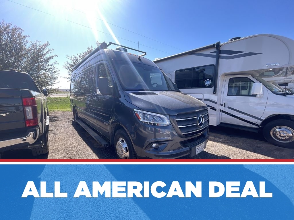 2022 Winnebago Boldt 70BL Q70BL in longmont CO