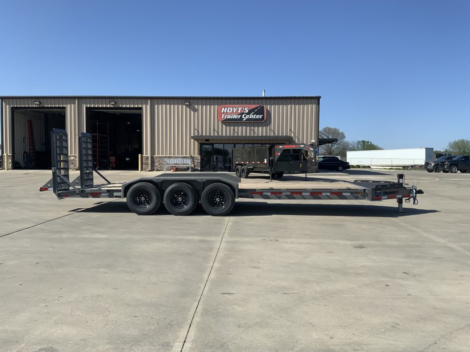 2026 Diamond C Trailers LPX 307 82 X 24 in Topeka, KS