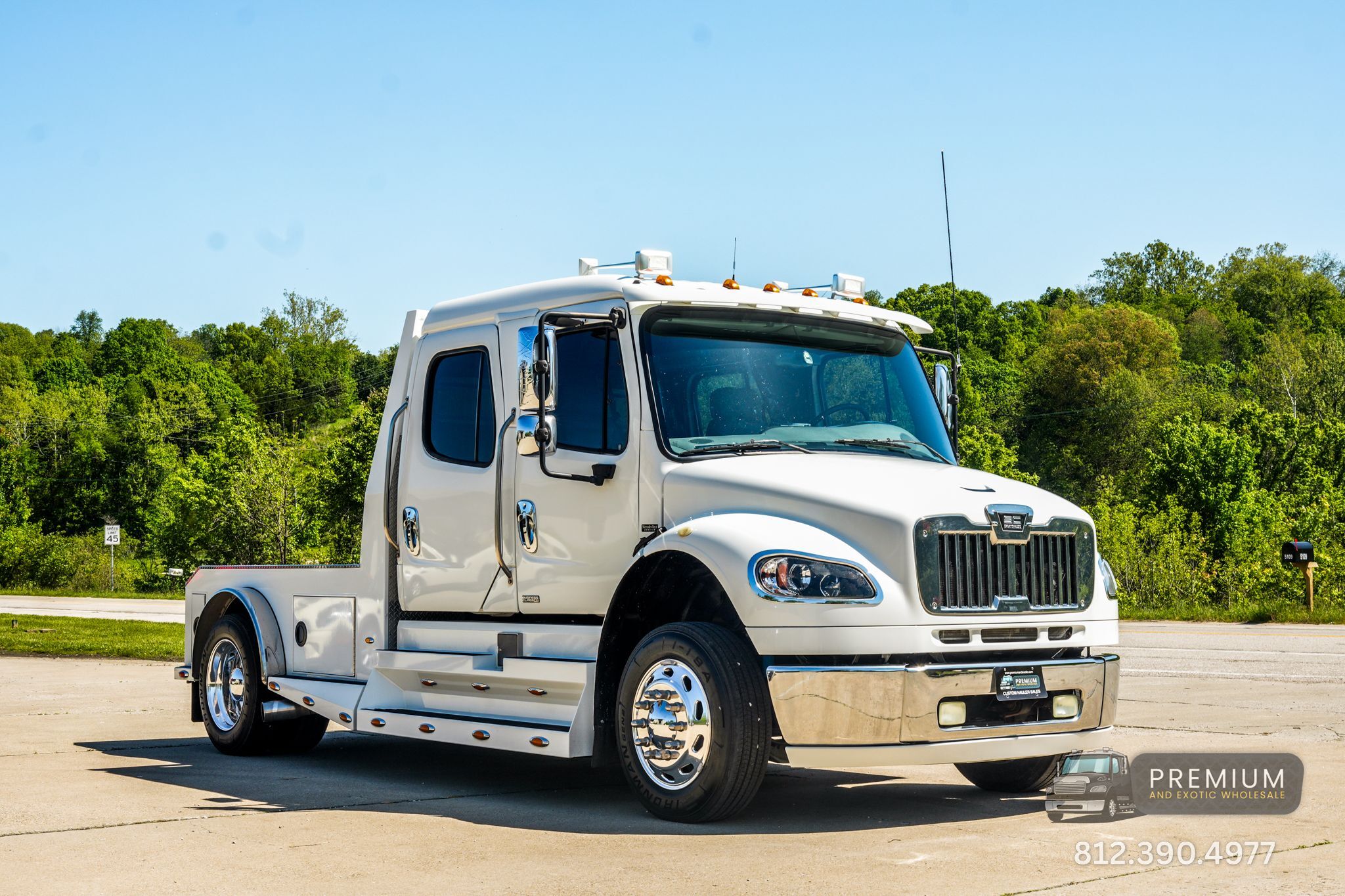 2007 FREIGHTLINER SPORT CHASSIS P2 in Bloomington, IN
