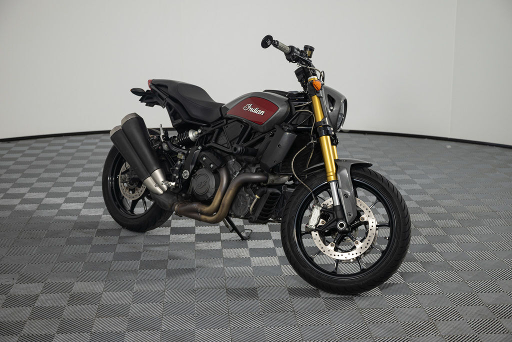 2019 Indian Motorcycle® FTR 1200R BASE in Oshkosh, WI