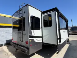 2027 Forest River Rockwood MINILITE 2506FK