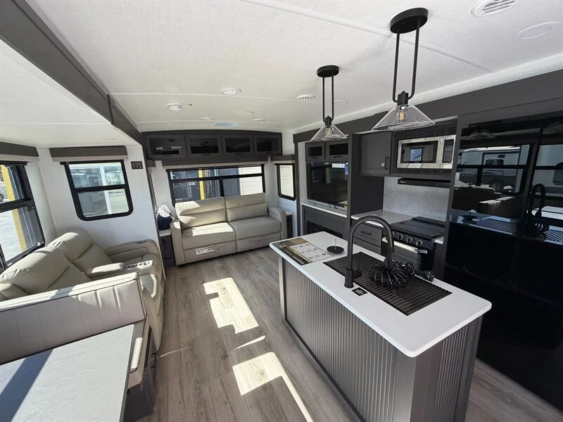2027 Forest River Rockwood MINILITE 2506FK