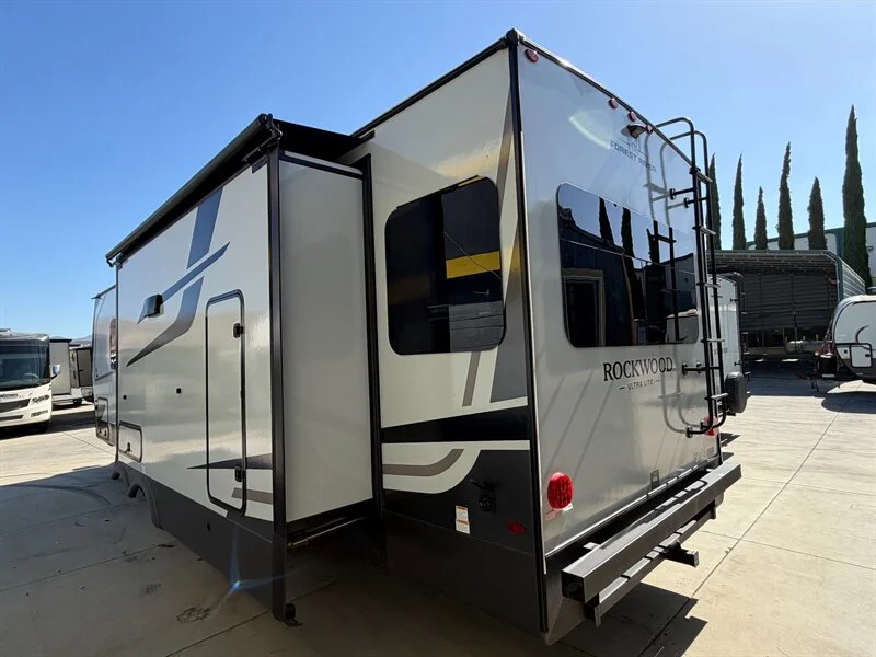 2027 Forest River Rockwood MINILITE 2506FK
