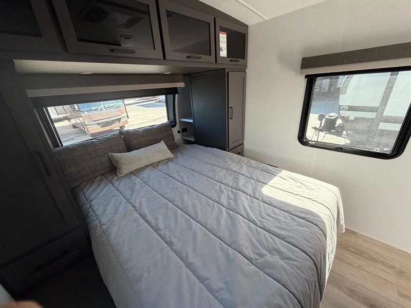 2027 Forest River Rockwood MINILITE 2506FK