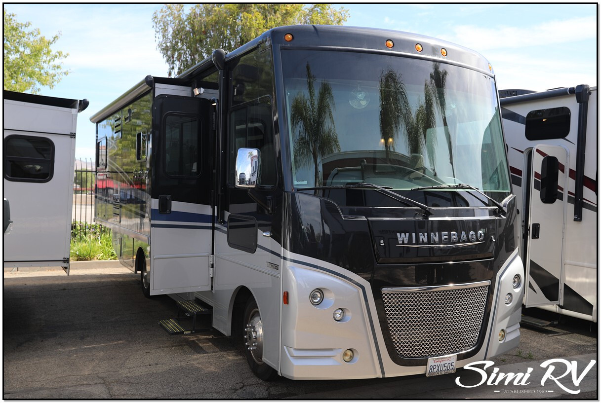 2020 Winnebago Adventurer 27N in simi valley CA