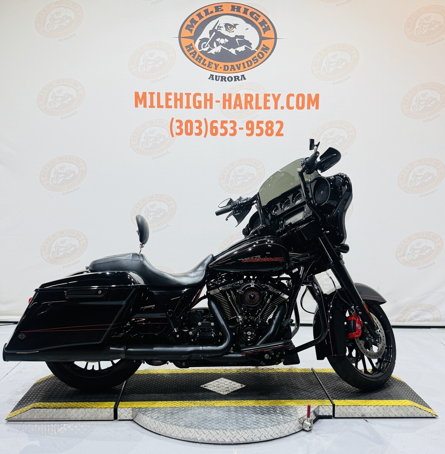 2018 Harley-Davidson Street Glide Special SPECIAL in Aurora, CO