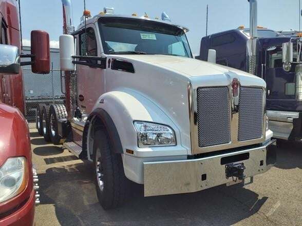 2026 KENWORTH T880 in Fort Pierce, FL