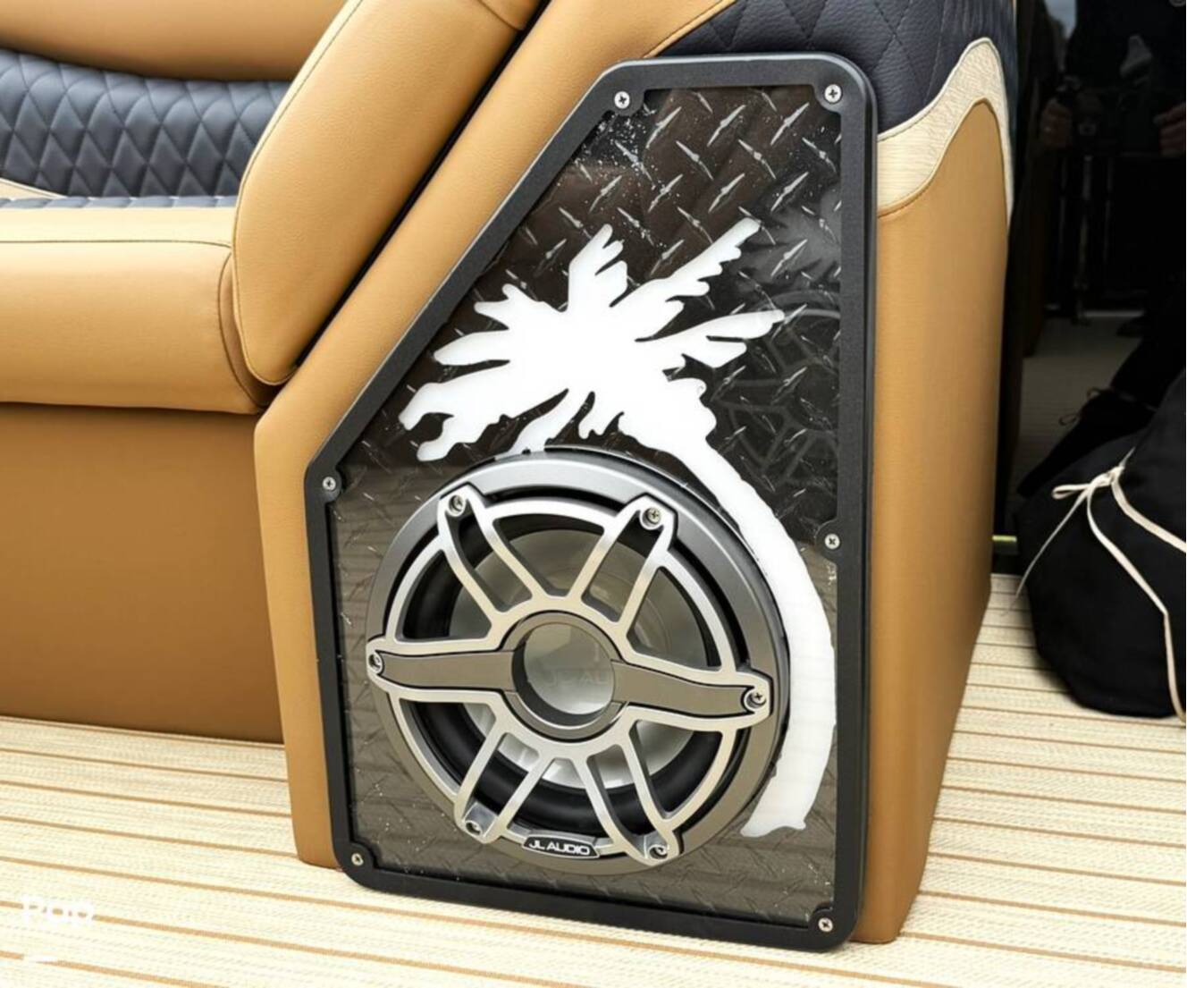 A photo of this 2027 Aloha Paradise 260 Arch Sport Tower