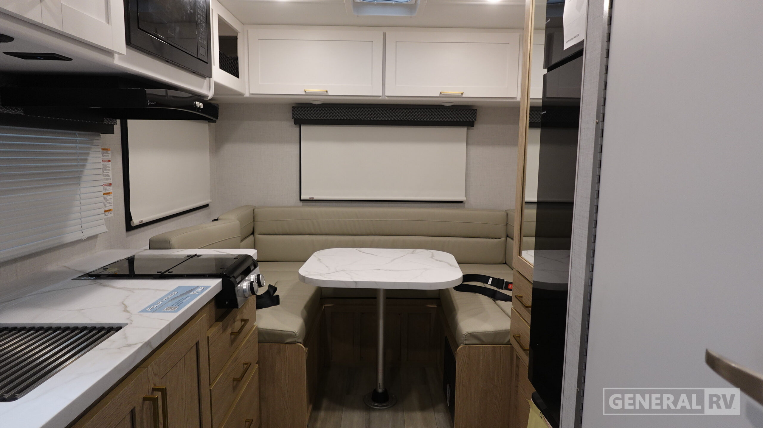 2027 Thor Motor Coach FOUR WINDS ESpec 19Z in draper UT